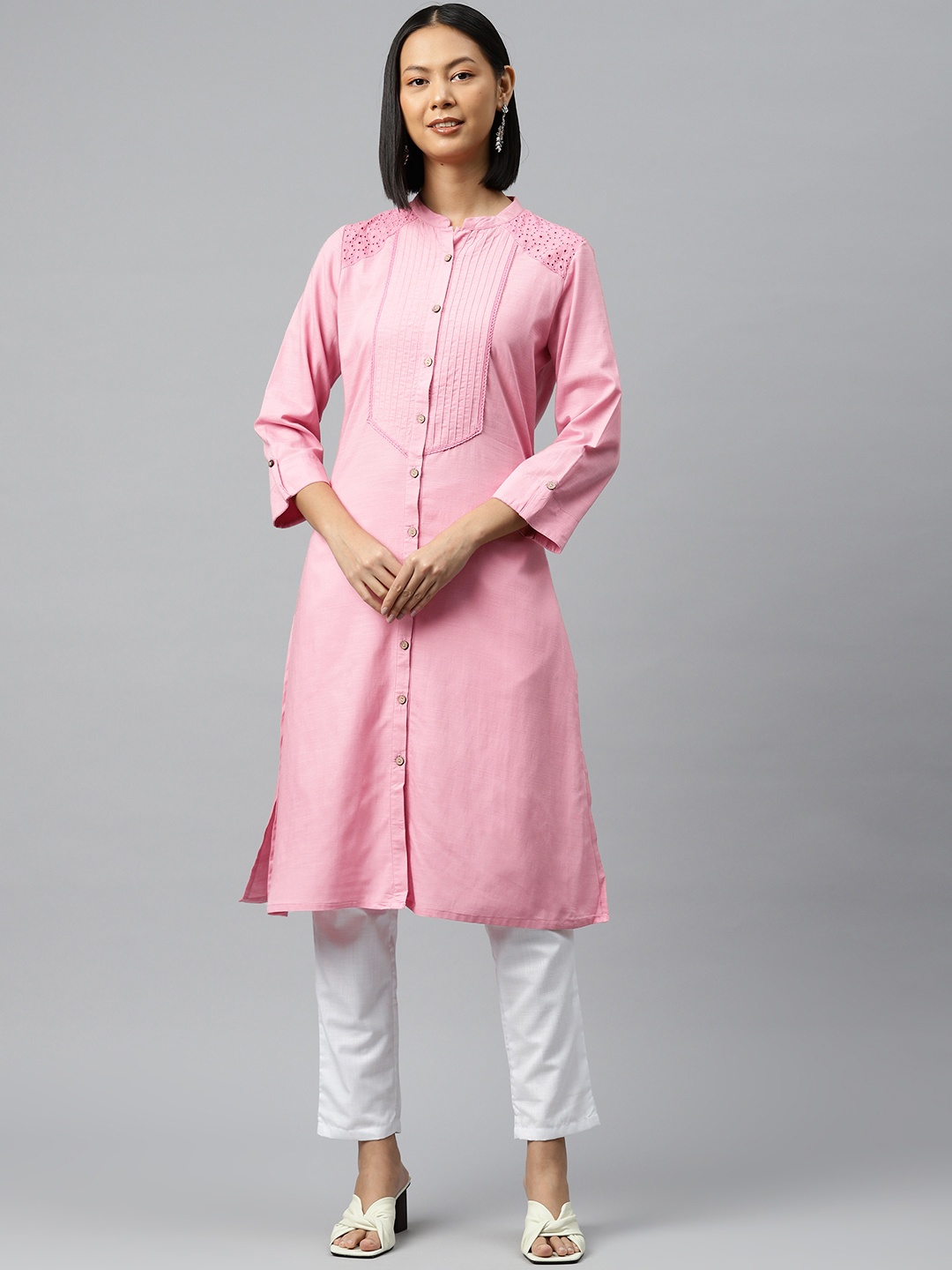 

Nayam By Lakshita Mnadarin Collar Schiffli Pure Cotton Kurta, Pink