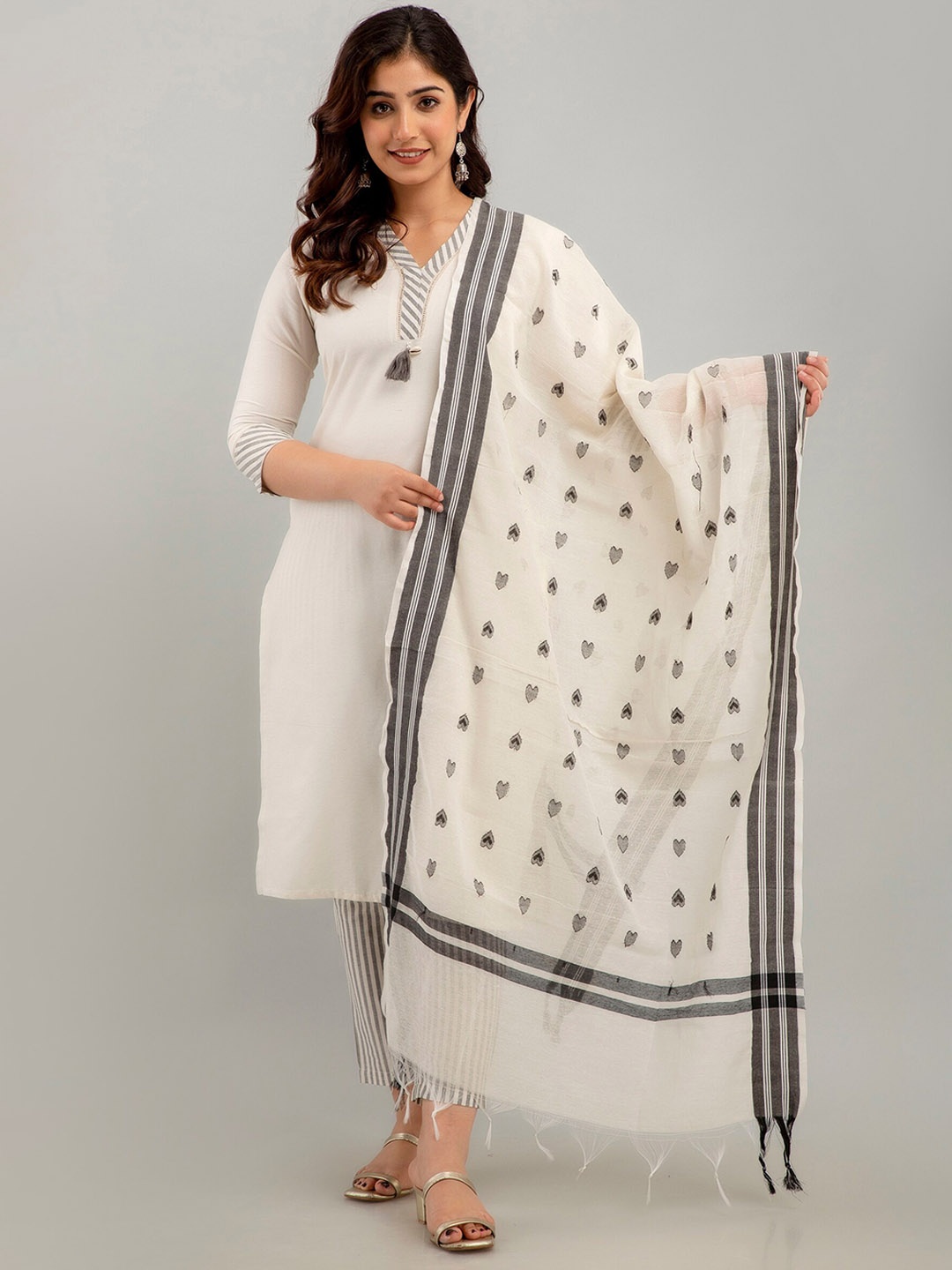 

Charu Yoke Design Kurta With Trousers & Dupatta, Off white