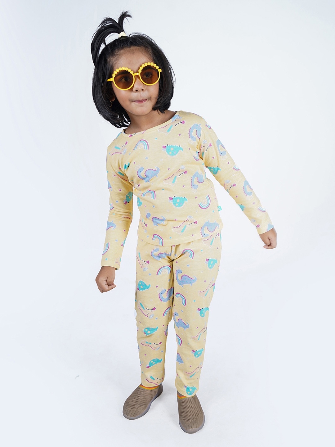 

JusCubs Girls Yellow & Blue Printed Night suit