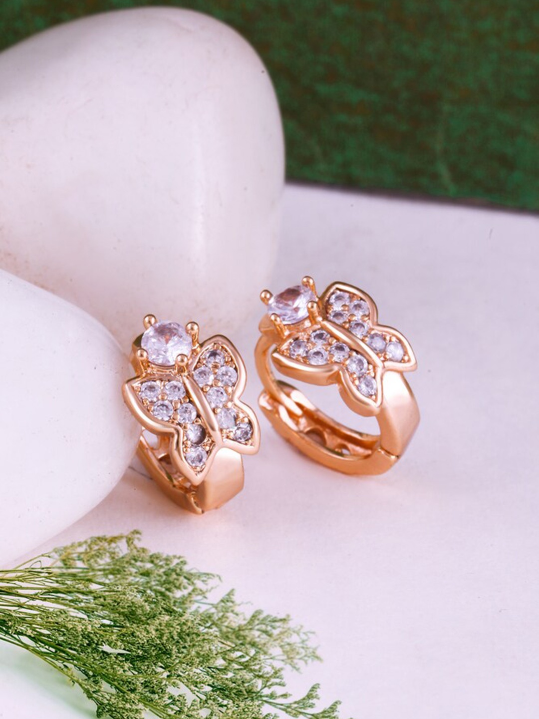 

MEENAZ Rose Diamond Shaped Studs Earrings