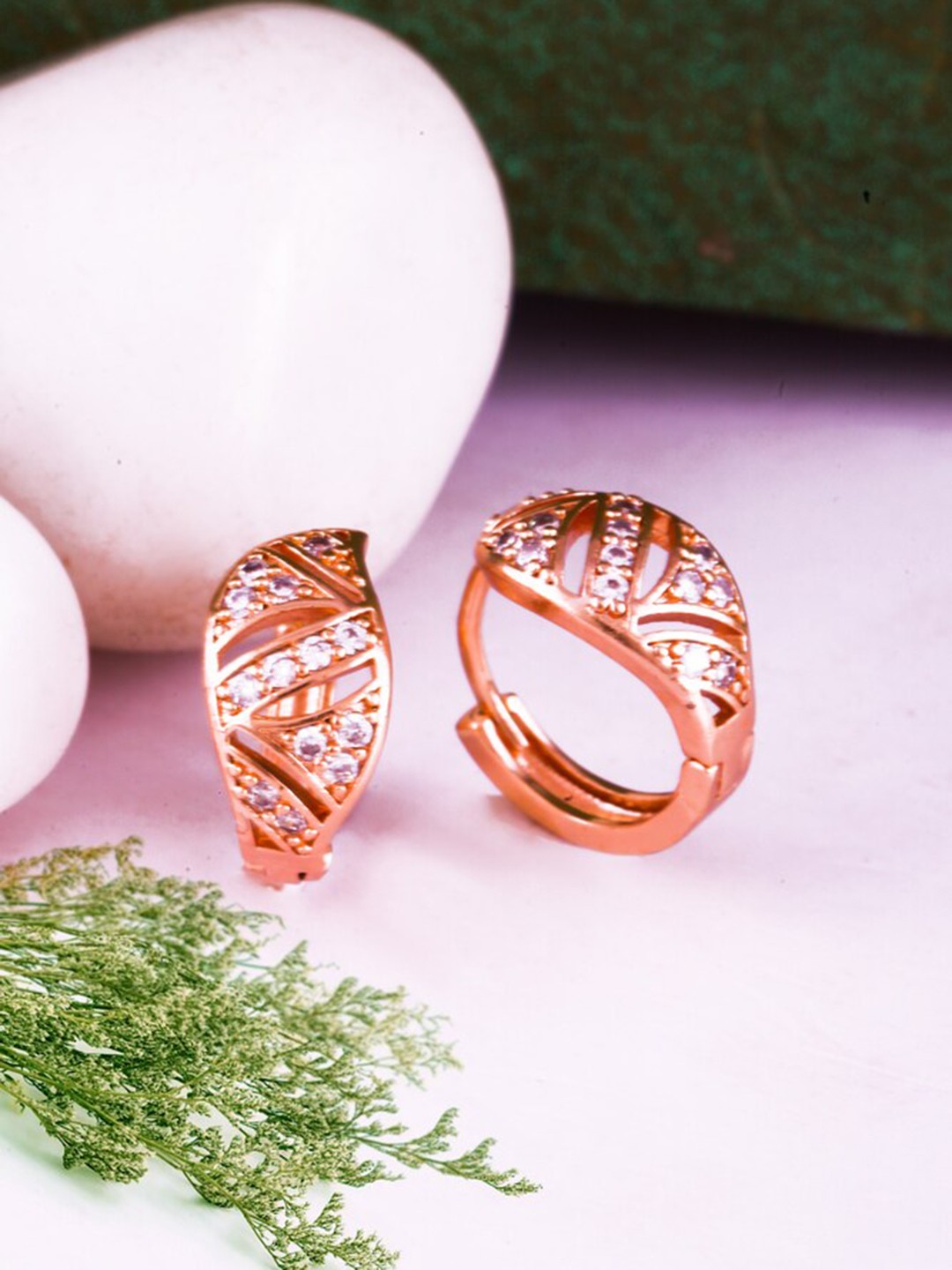 

MEENAZ Rose Gold-Plated Diamond Shaped Hoop Earrings