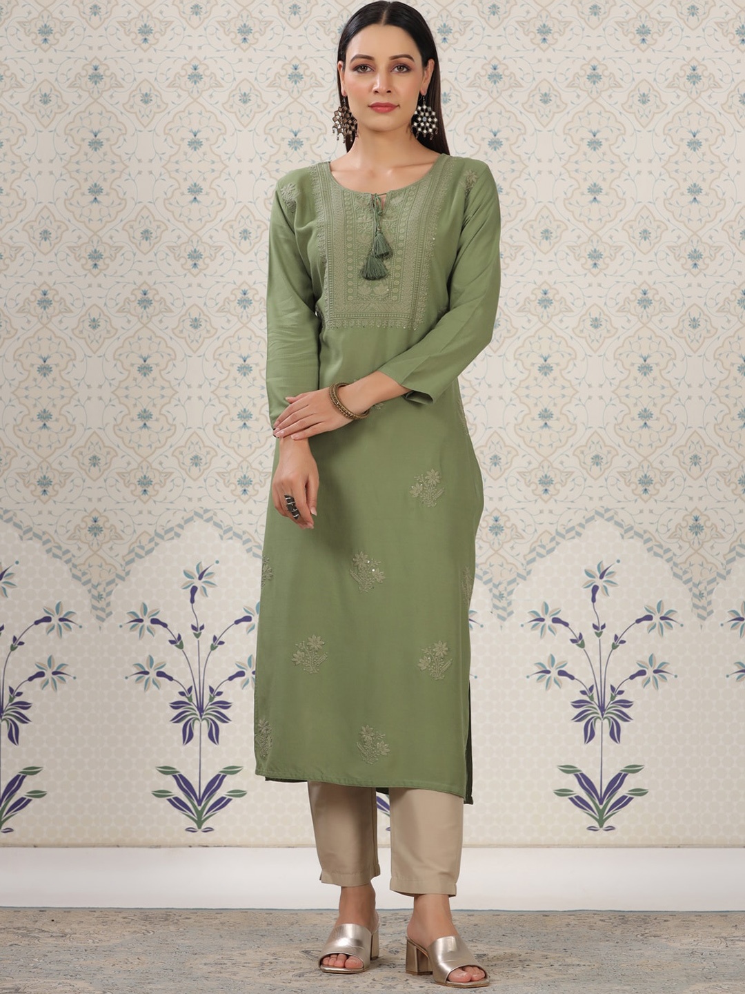 

Ode by House of Pataudi Ethnic Motifs Embroidered Kurta, Olive