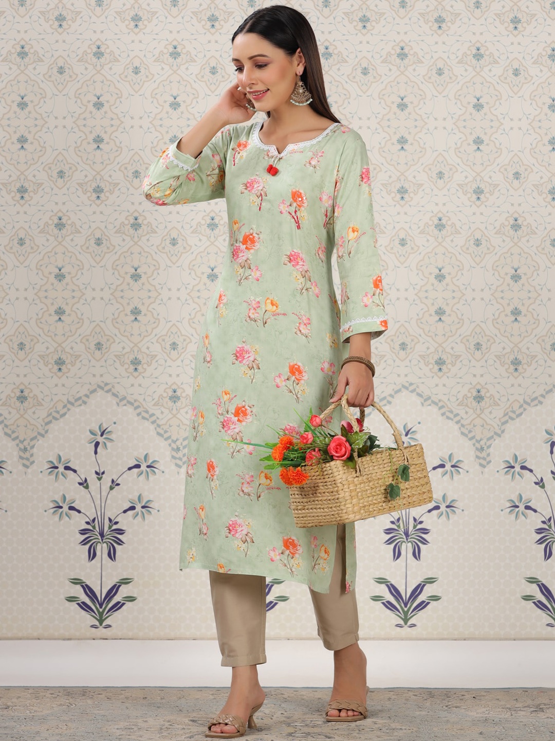 

Ode by House of Pataudi Floral Printed Kurta, Green