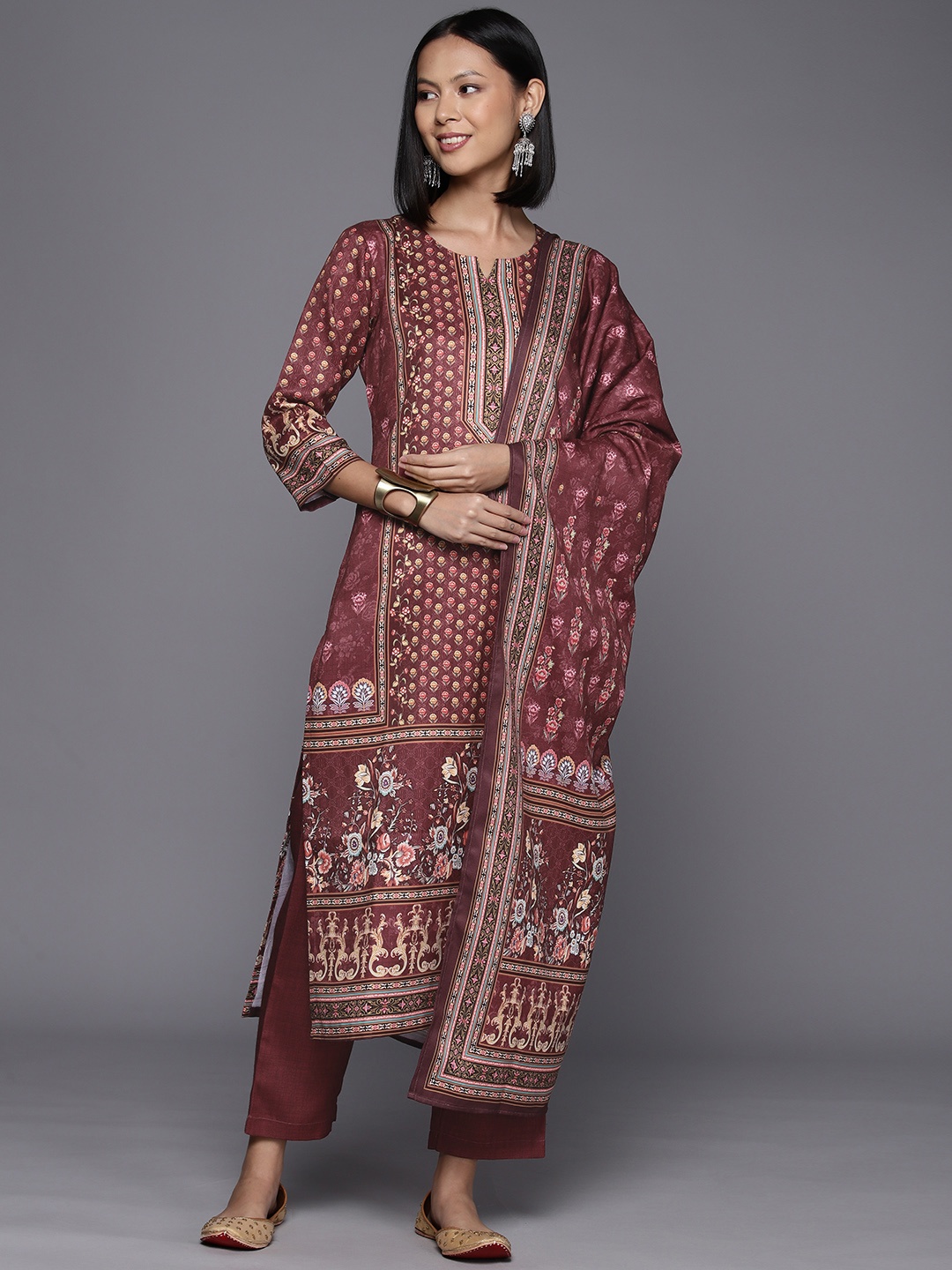 

Varanga Ethnic Motif Printed Winter Kurta with Trouser & Dupatta, Burgundy