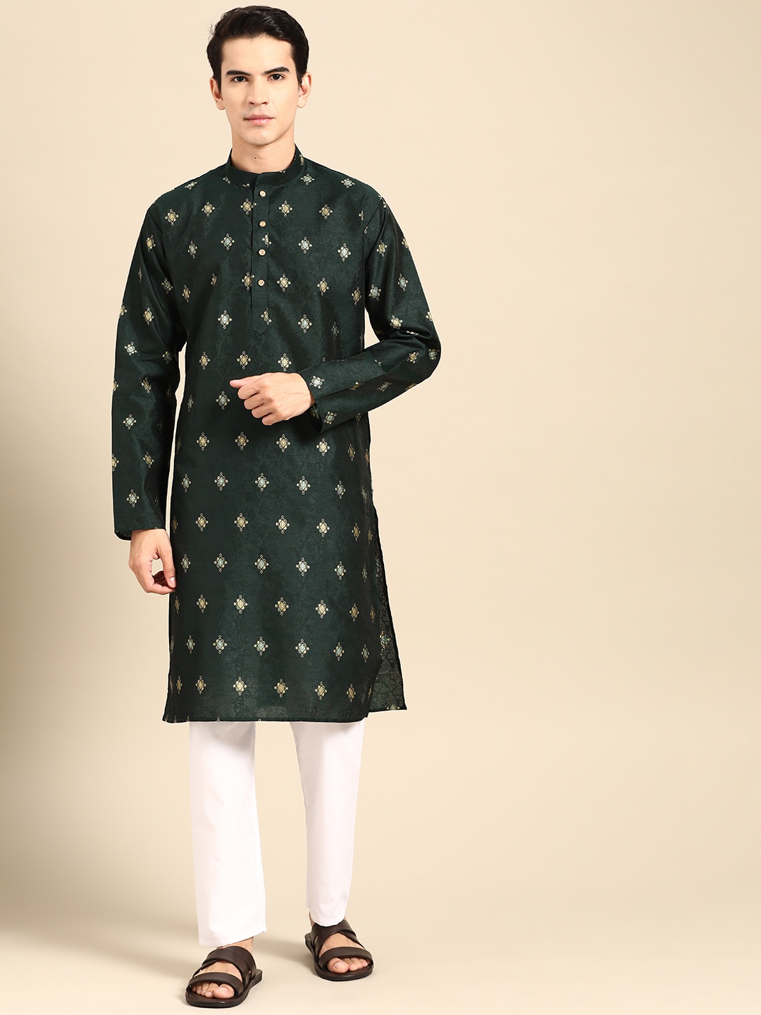 

MANQ Men Ethnic Motifs Regular Kurta with Pyjamas, Green