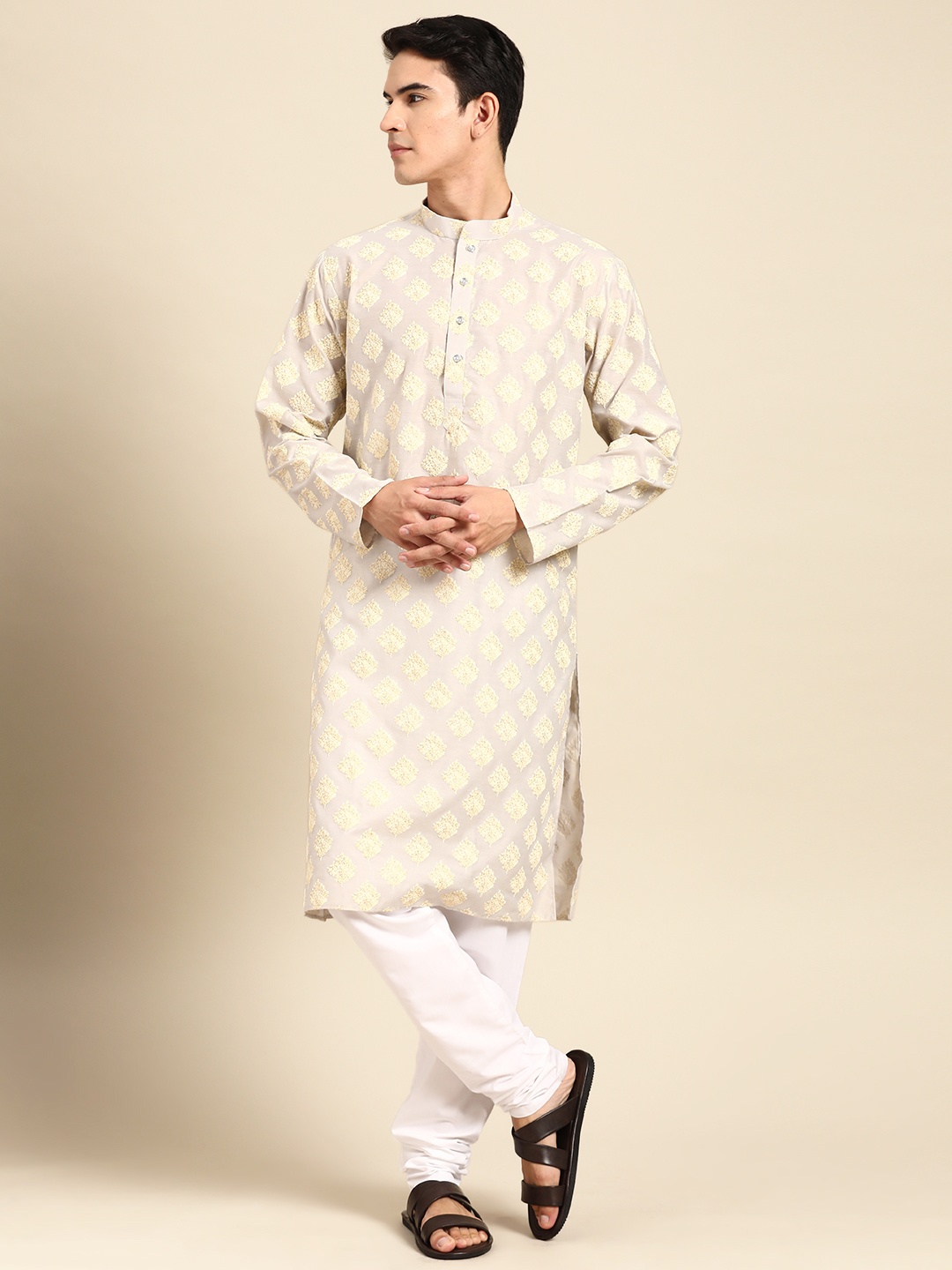 MANQ Men Ethnic Motifs Printed Regular Kurta with Churidar, Grey