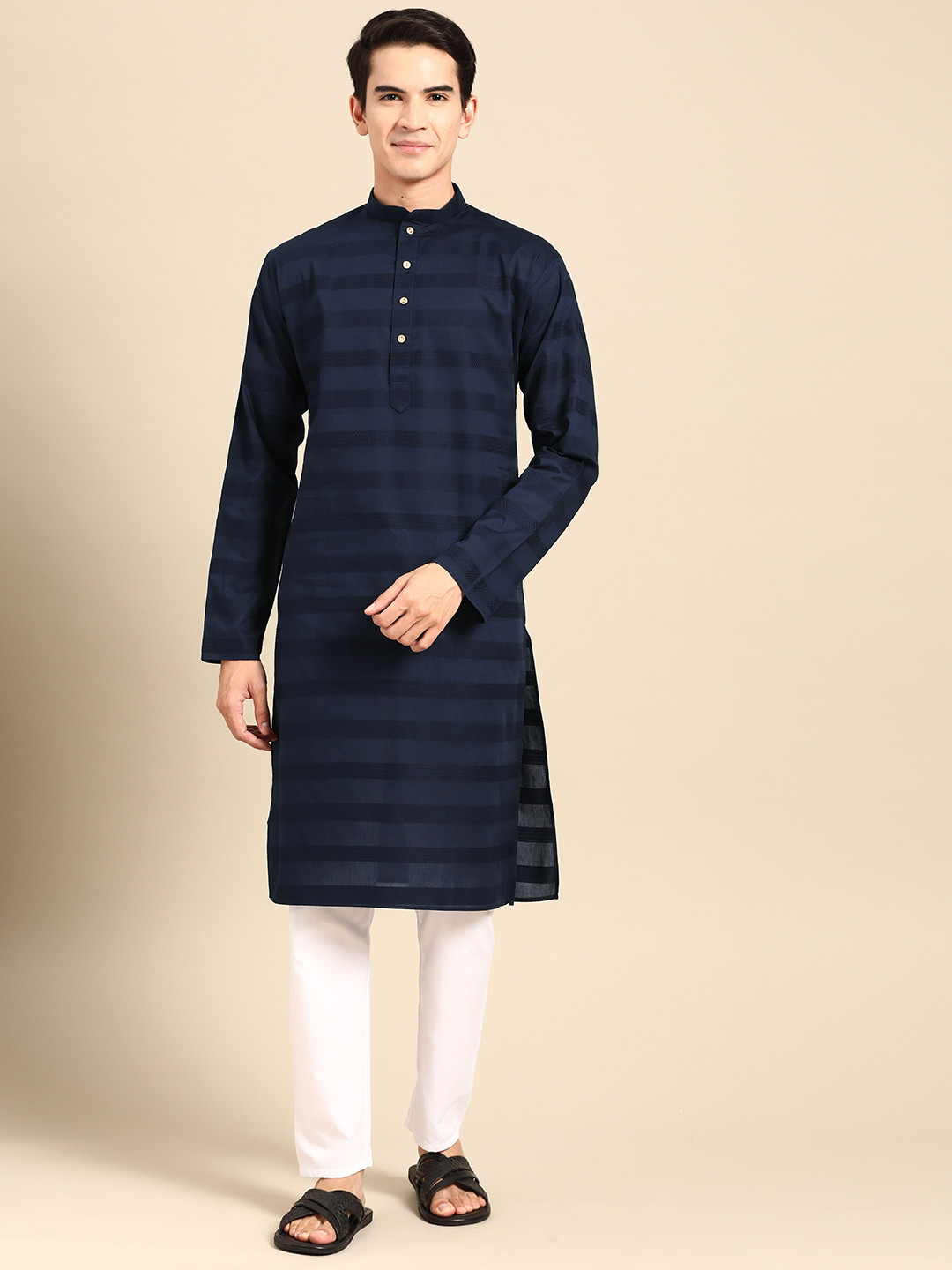 

MANQ Men Striped Regular Pure Cotton Kurta with Pyjamas, Navy blue