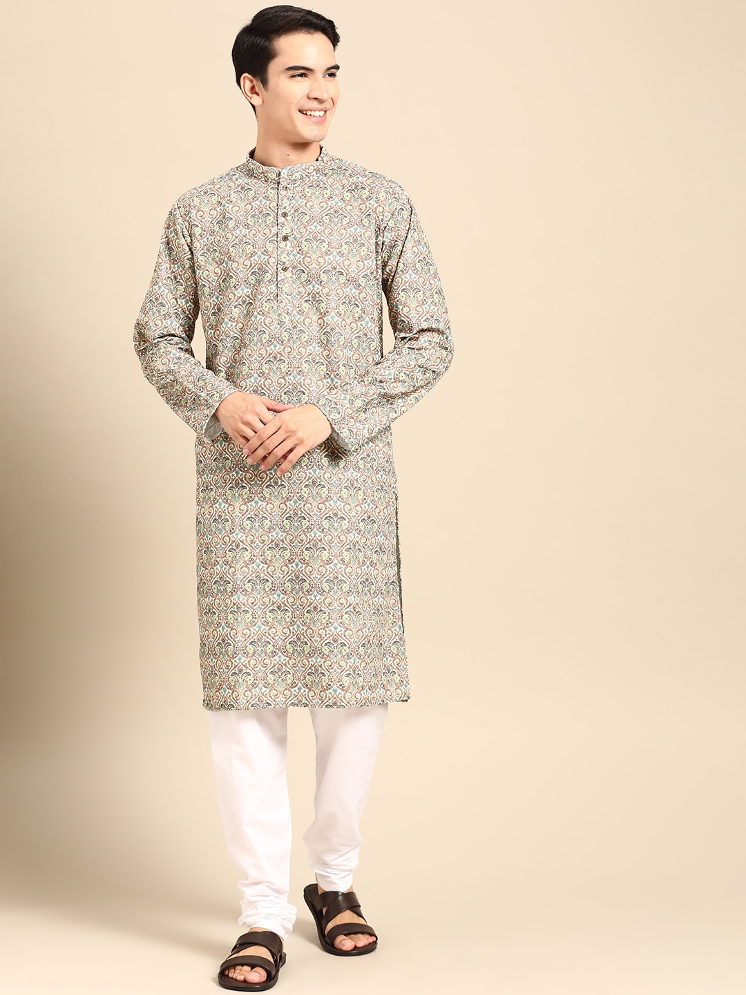 

MANQ Men Ethnic Motifs Printed Regular Pure Cotton Kurta with Churidar, Grey