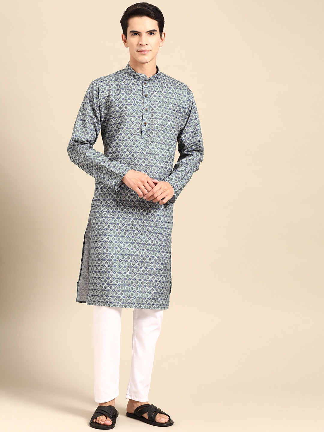 MANQ Men Ethnic Motifs Printed Regular Kurta with Pyjamas, Multi