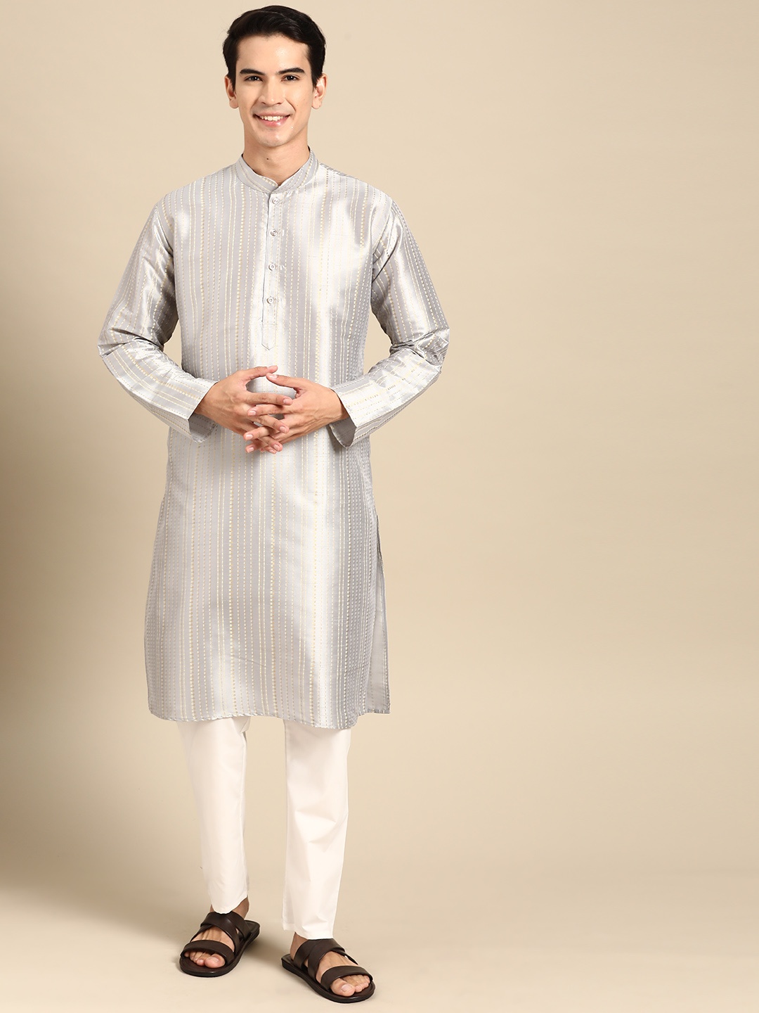 

MANQ Men Striped Regular Kurta with Pyjamas, Grey