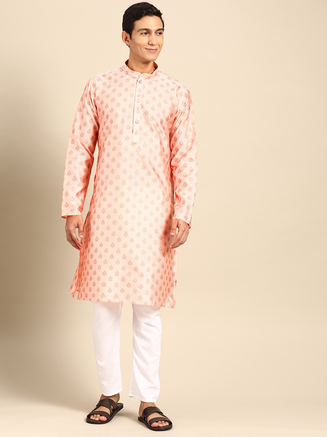 

MANQ Men Ethnic Motifs Printed Regular Kurta with Pyjamas, Peach