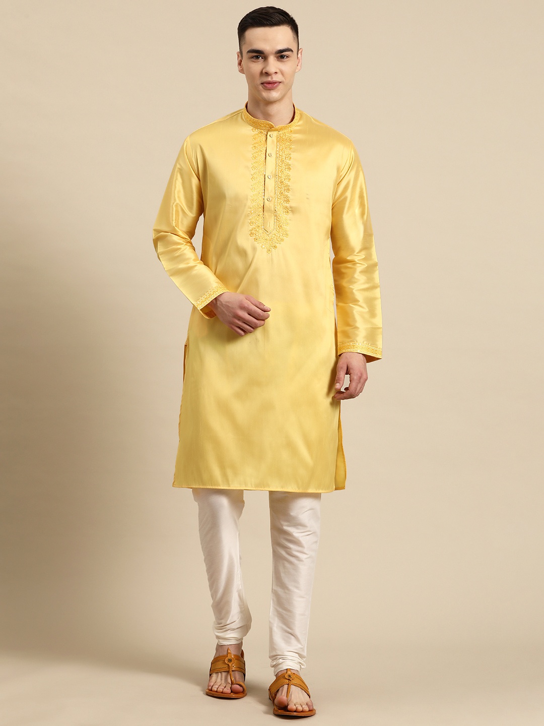 

MANQ Men Floral Embroidered Sequinned Kurta with Pyjamas, Yellow