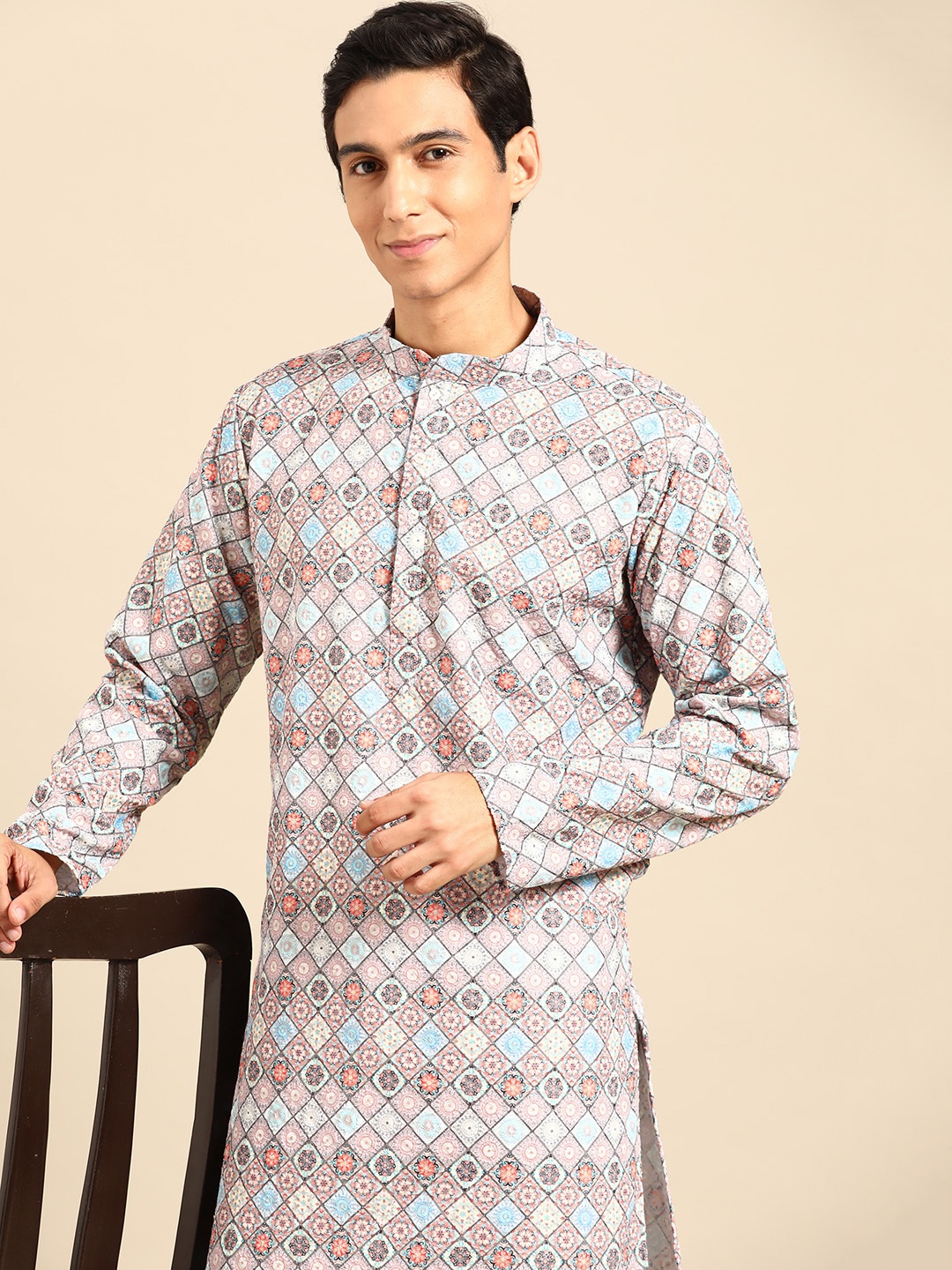 

MANQ Men Ethnic Motifs Embroidered Regular Pure Cotton Kurta with Churidar, Multi