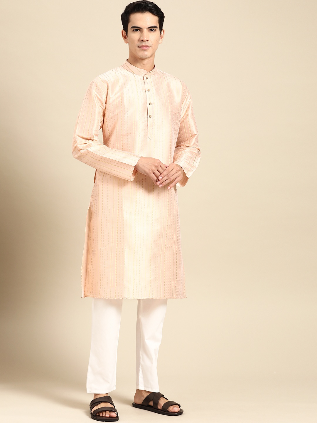 

MANQ Men Printed Regular Kurta with Pyjamas, Pink