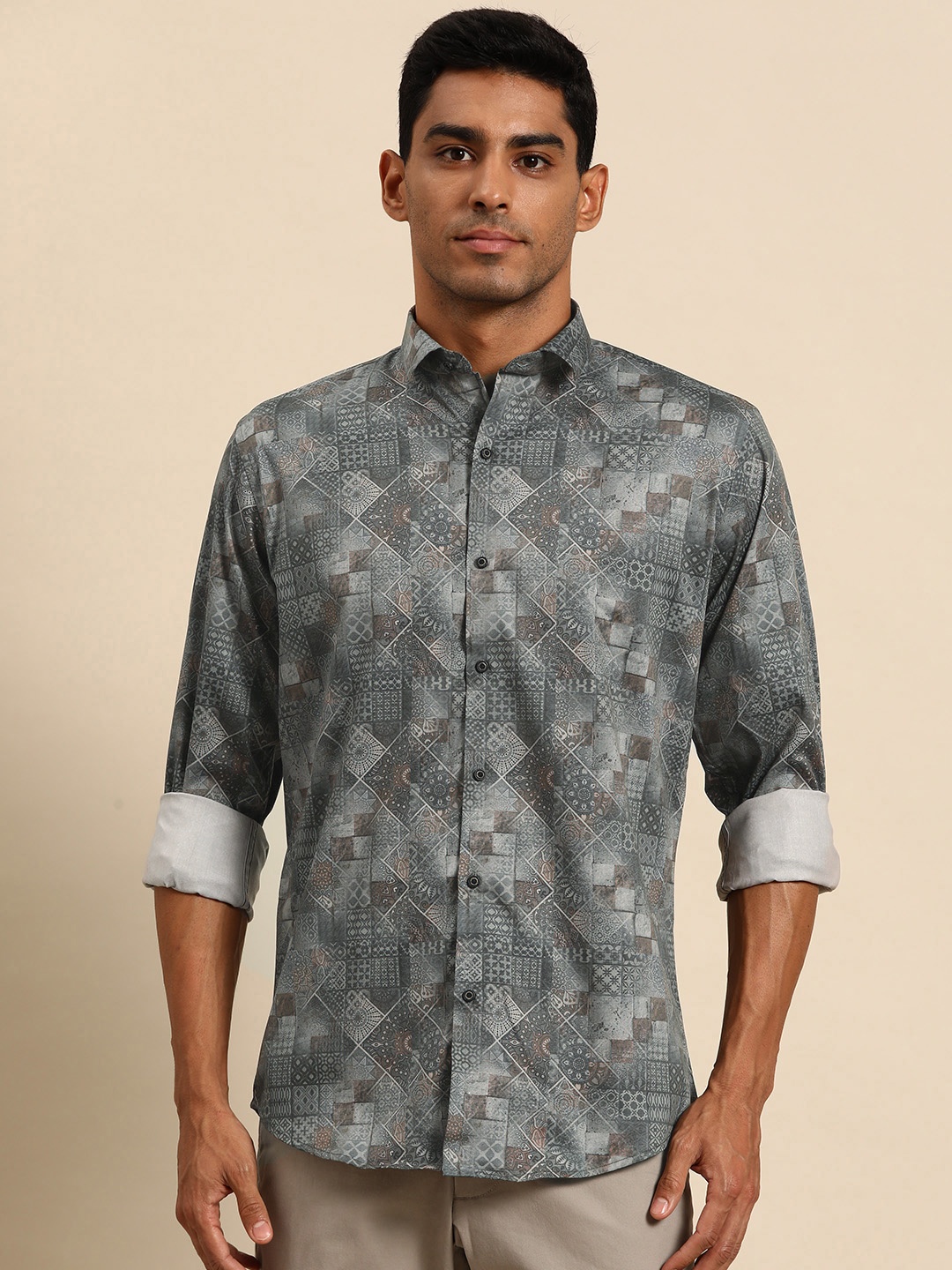 

MANQ Men Smart Opaque Printed Casual Shirt, Multi