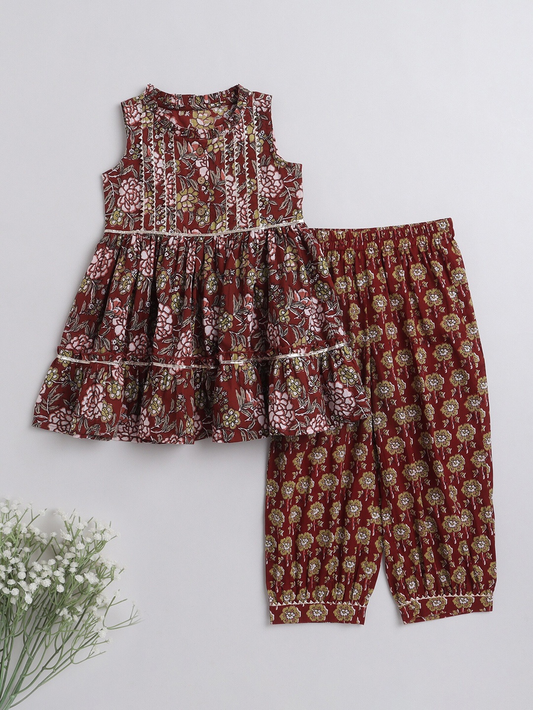 

The Magic Wand Girls Floral Printed Tiered Gotta Patti Pure Cotton Kurta with Salwar, Maroon