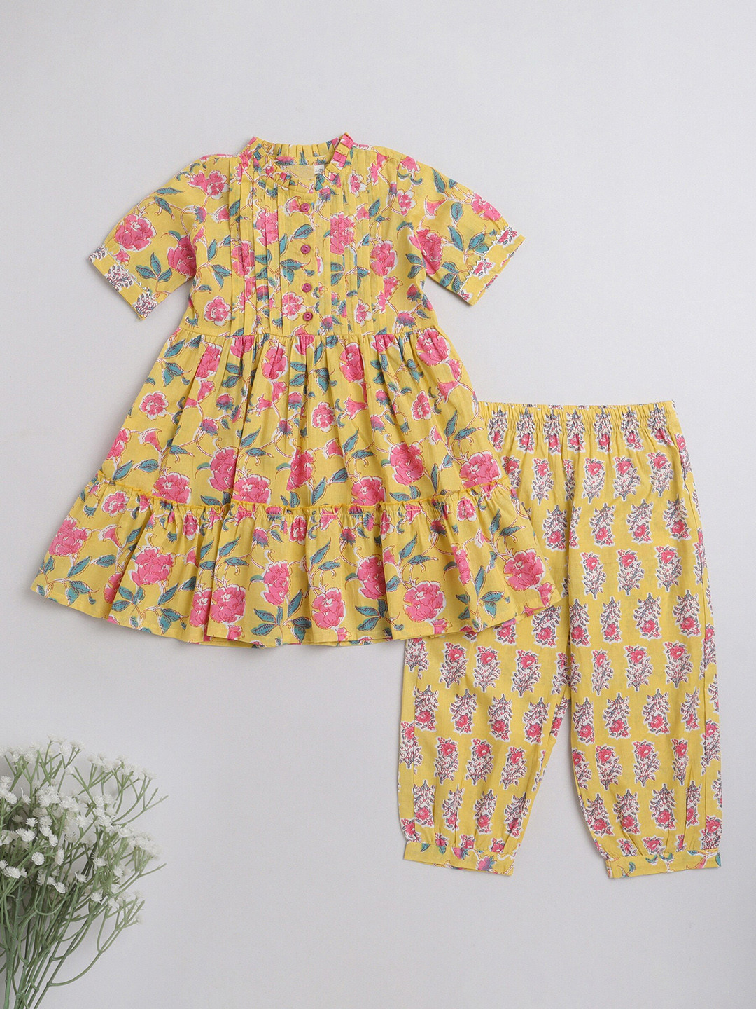 

The Magic Wand Girls Ethnic Motifs Printed Tiered Pure Cotton Kurti with Salwar, Mustard