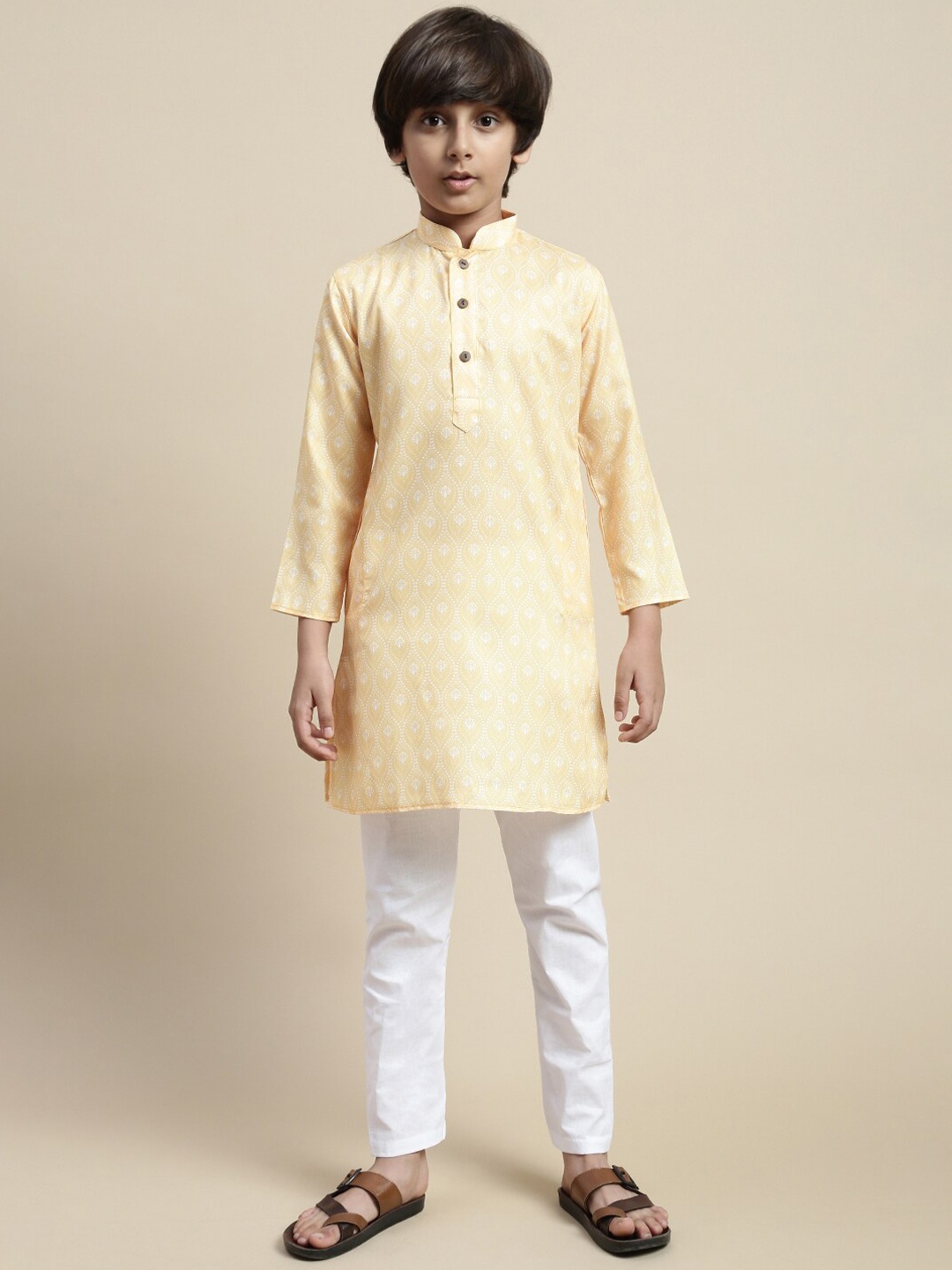 

Sanwara Boys Ethnic Motifs Printed Regular Kurta With Pyjamas, Yellow