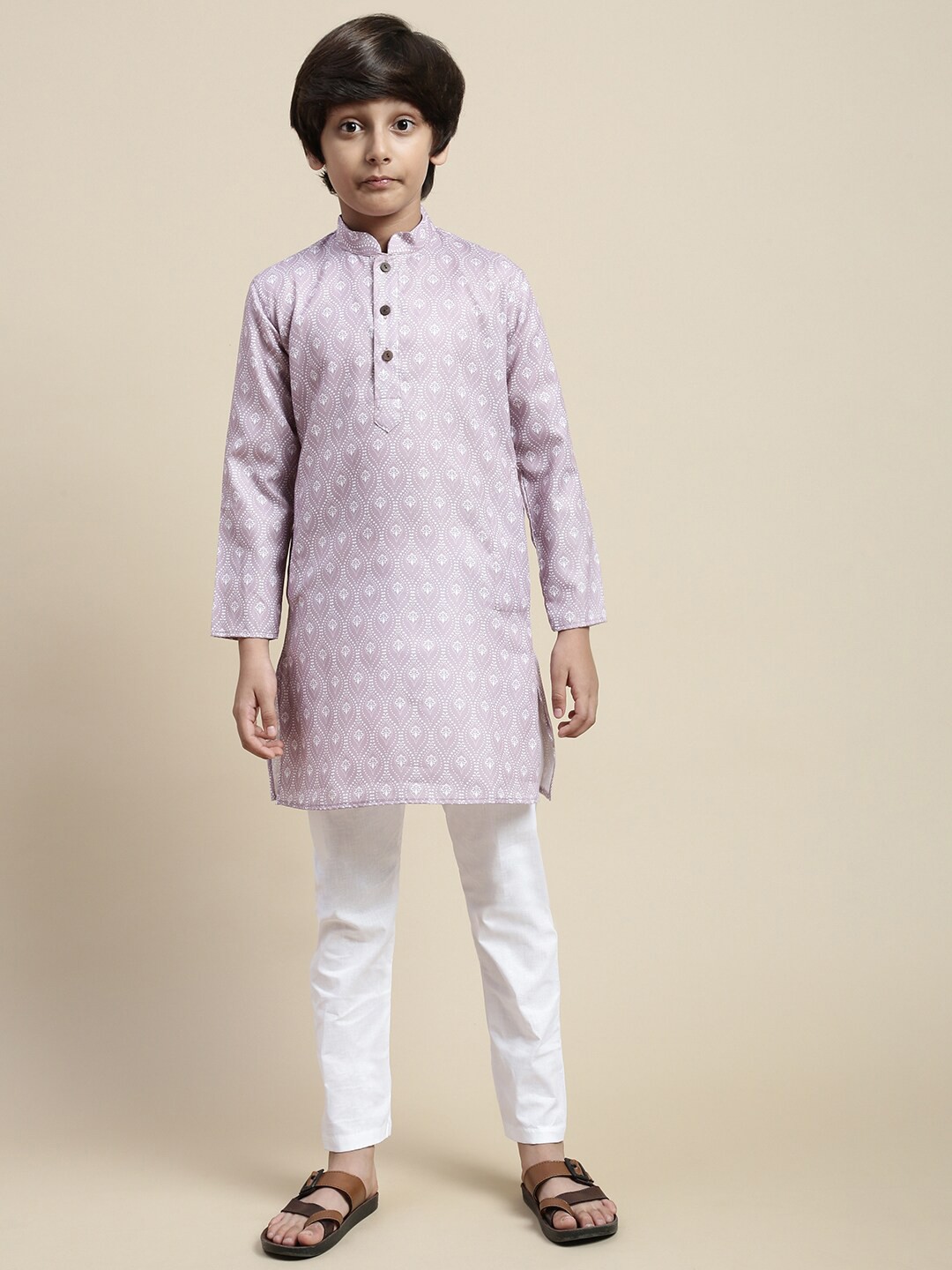 

Sanwara Ethnic Motifs Printed Regular Kurta with Pyjamas, Purple