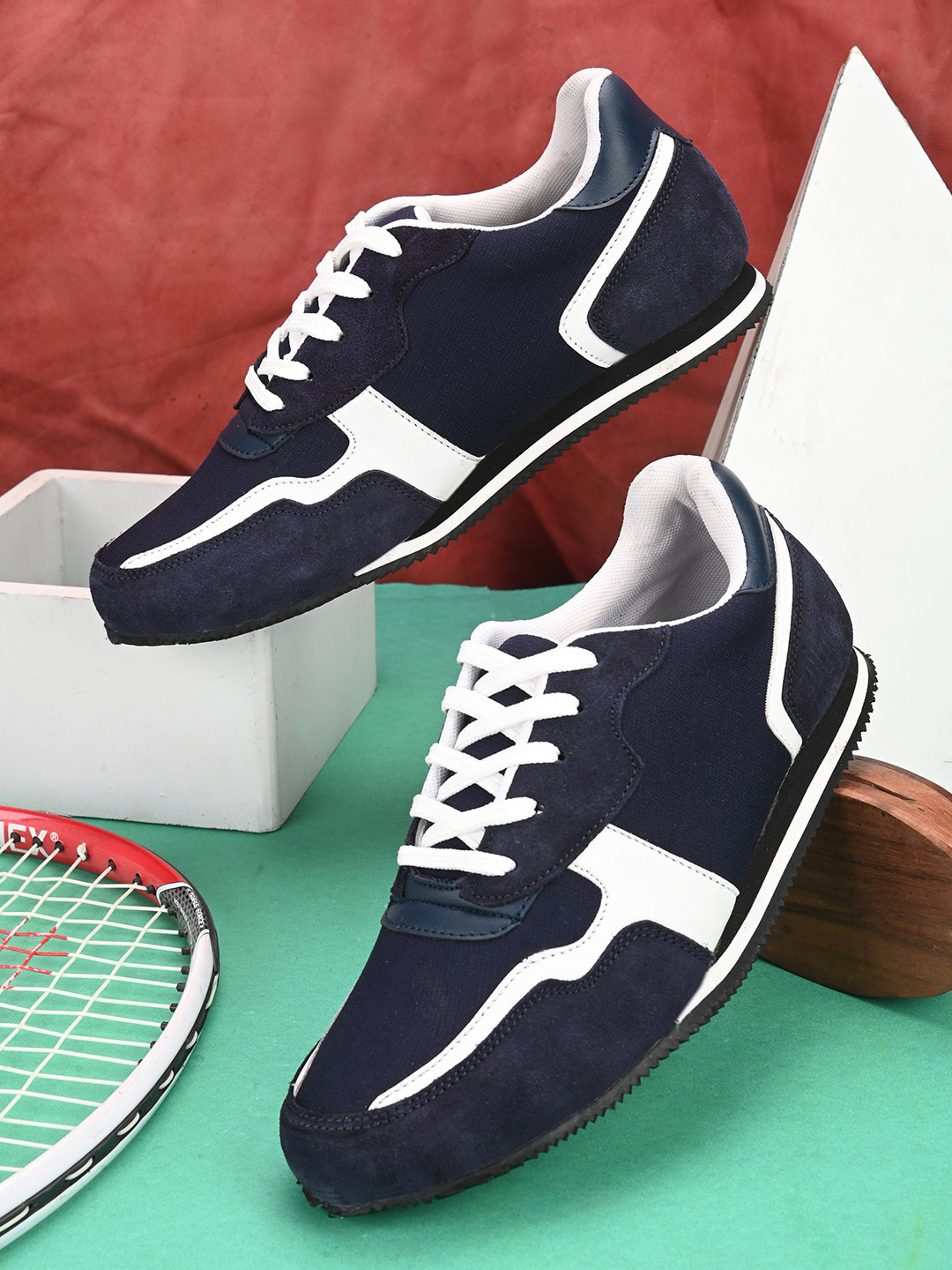 

Mast & Harbour Men Navy Blue & White Colourblocked Leather Padded Insole Sneakers