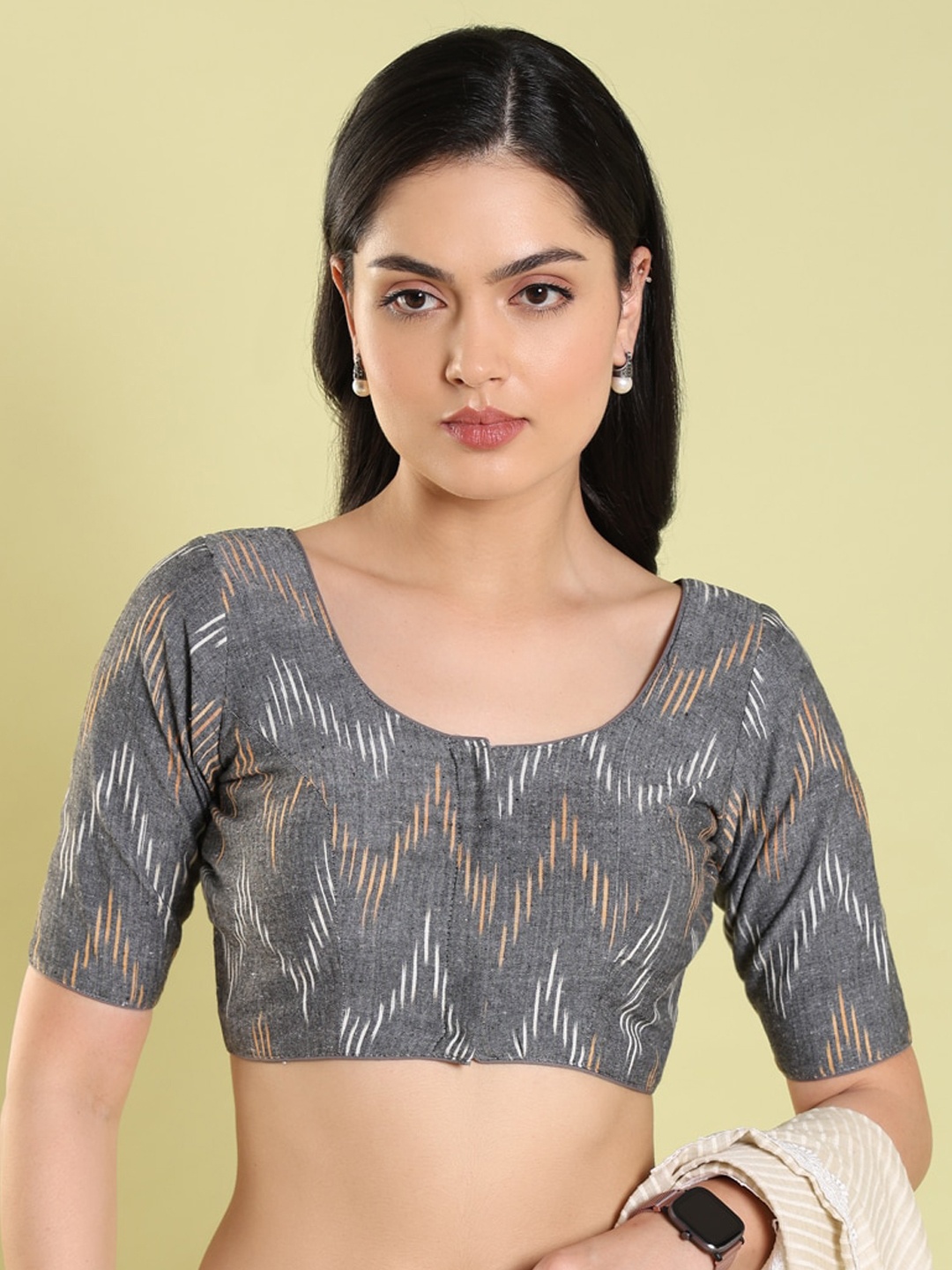 

SALWAR STUDIO Geometric Printed Cotton Saree Blouse, Grey