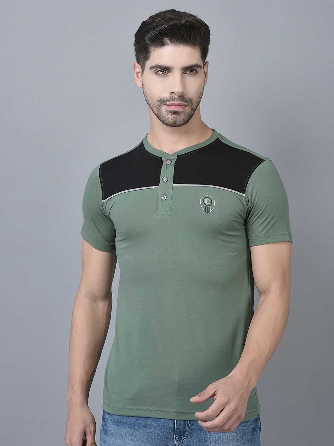 

Dollar Henley Neck Cotton T-shirt, Green