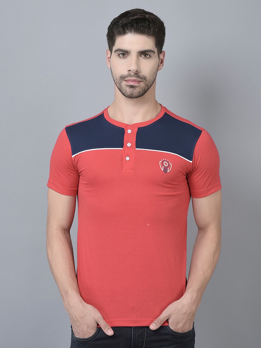 

Dollar Colourblocked Henley Neck Cotton T-shirt, Red