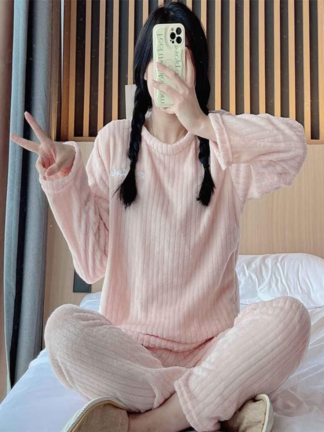 

Lugo Ribbed Winter Night Suit, Pink