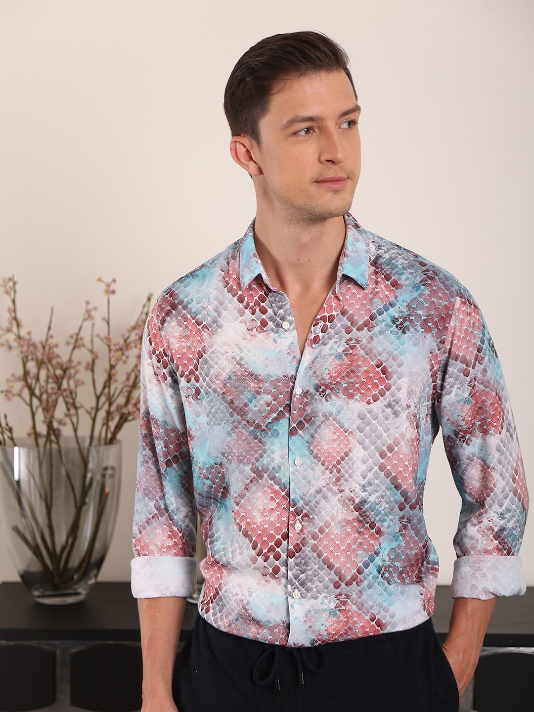 

POE Men Pink Classic Slim Fit Opaque Printed Casual Linen Shirt