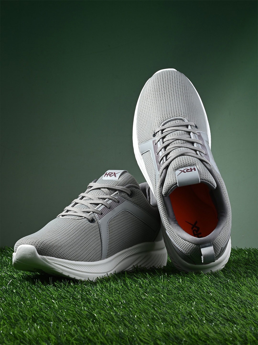 

HRX by Hrithik Roshan Men Grey & White Memory Foam Mesh Running Shoes