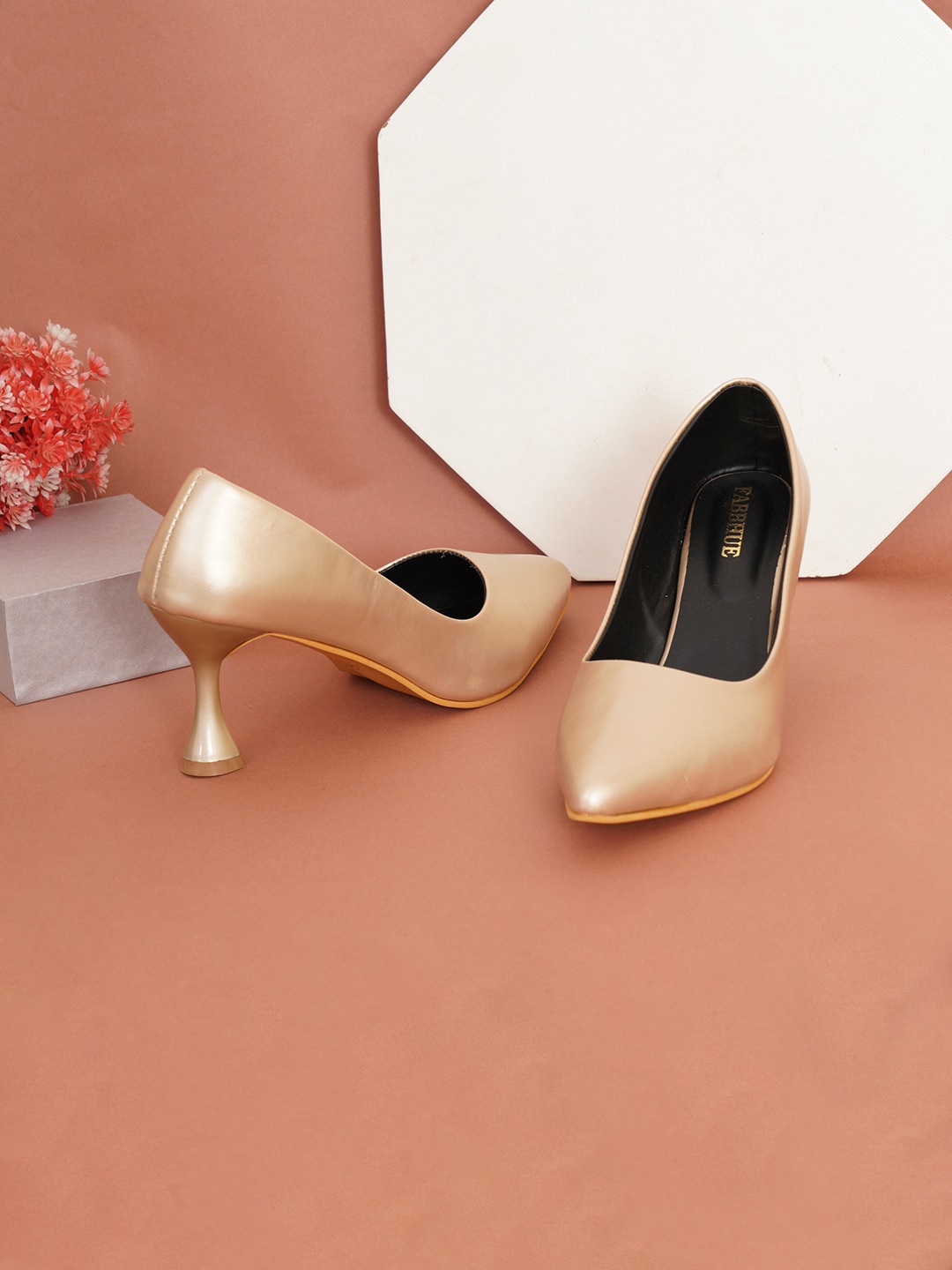 

FABBHUE Pointed Toe Party Block Pumps, Gold