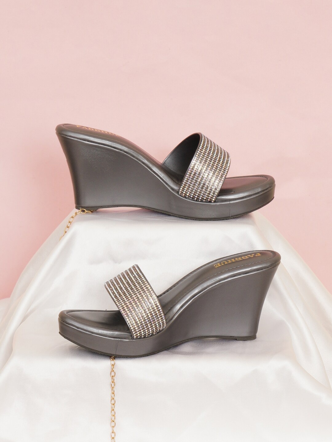 

FABBHUE Embellished Open Toe Wedges, Grey