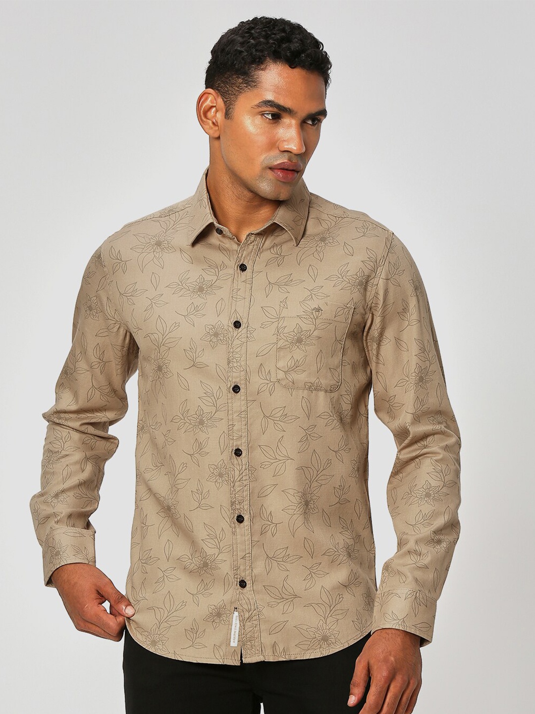 

Mufti Floral Printed Slim Fit Pure Cotton Casual Shirt, Khaki