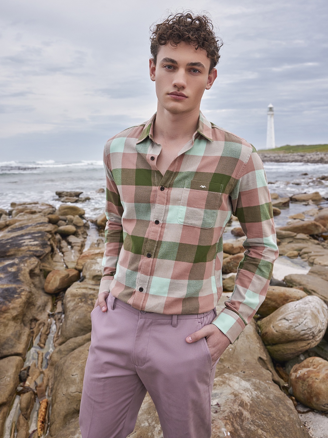 

Mufti Slim Fit Buffalo Checks Spread Collar Long Sleeve Cotton Casual Shirt, Pink