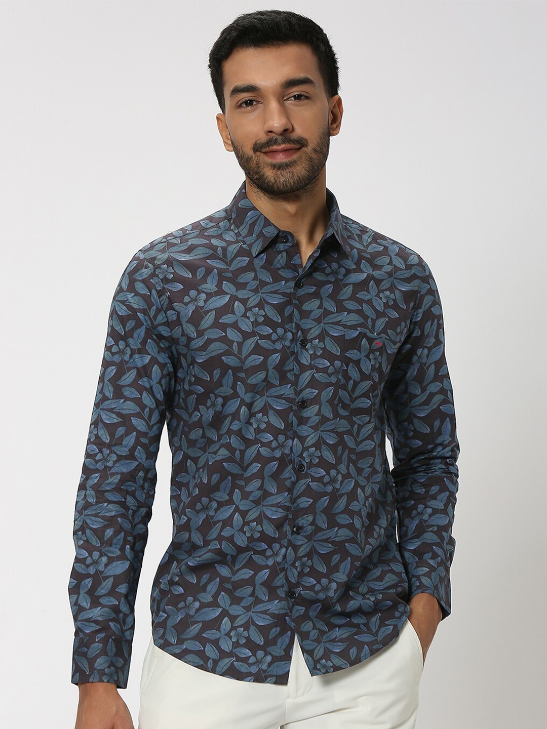 

Mufti Slim Fit Floral Printed Pure Cotton Casual Shirt, Black