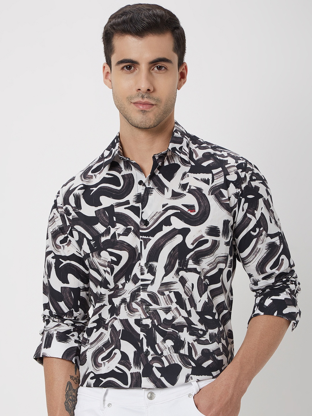 

Mufti Slim Fit Abstract Printed Pure Cotton Casual Shirt, Black