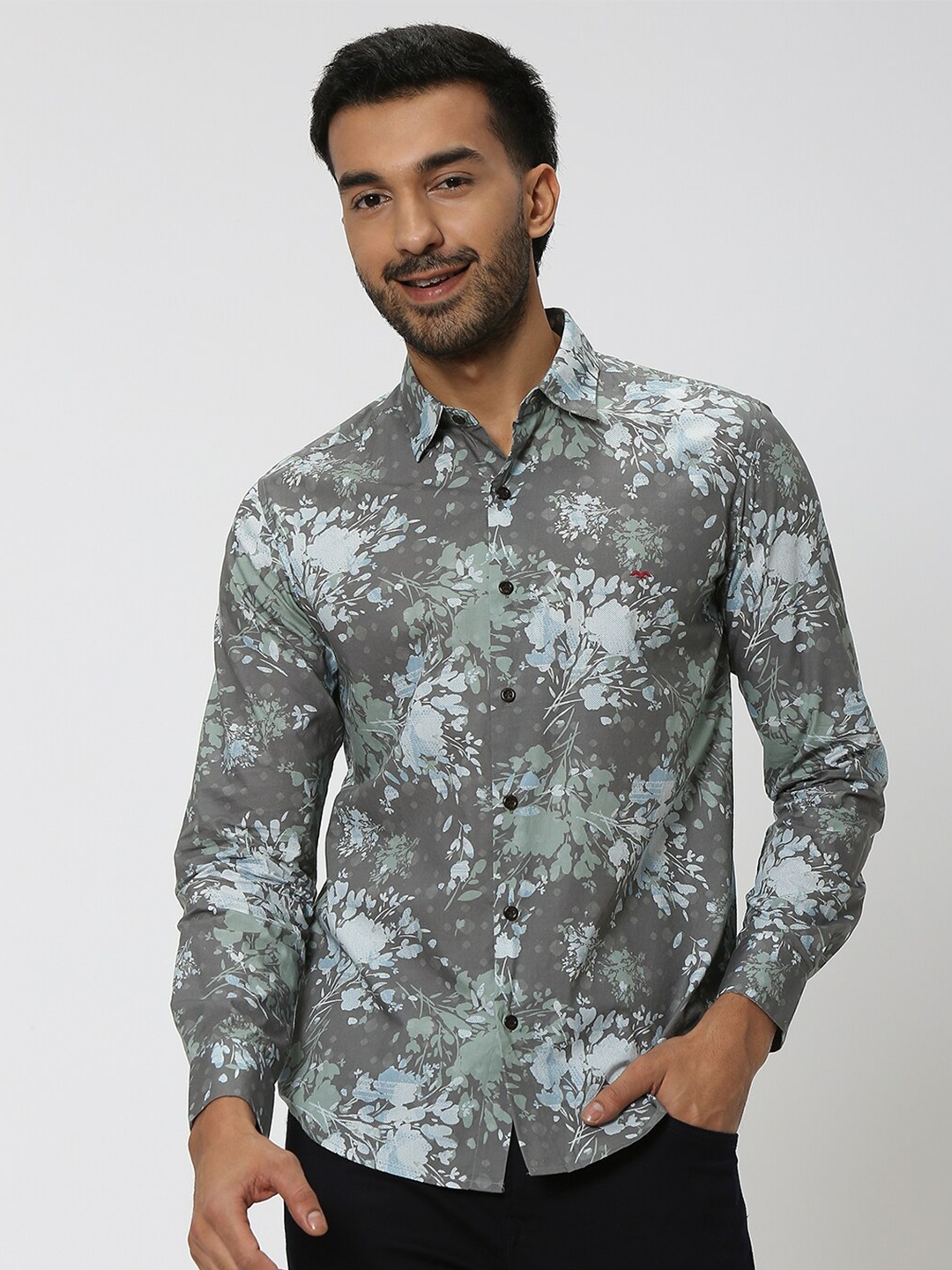 

Mufti Slim Fit Abstract Printed Pure Cotton Casual Shirt, Green