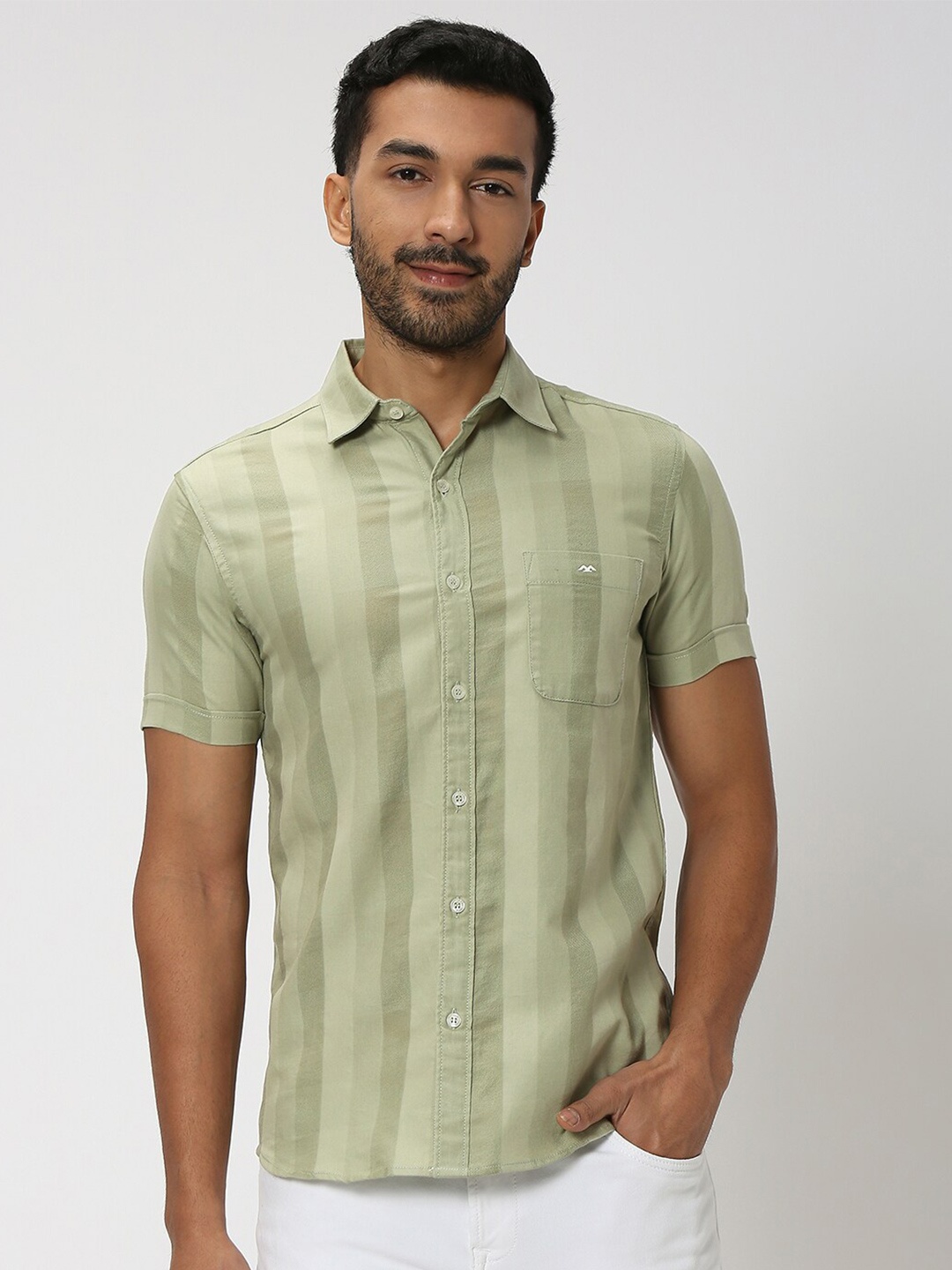 

Mufti Slim Fit Checked Pure Cotton Casual Shirt, Olive