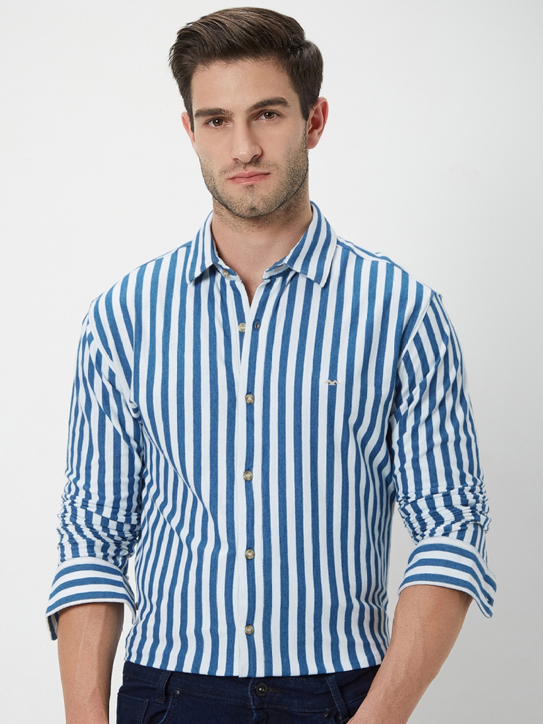 

Mufti Slim Fit Vertical Striped Pure Cotton Casual Shirt, Blue