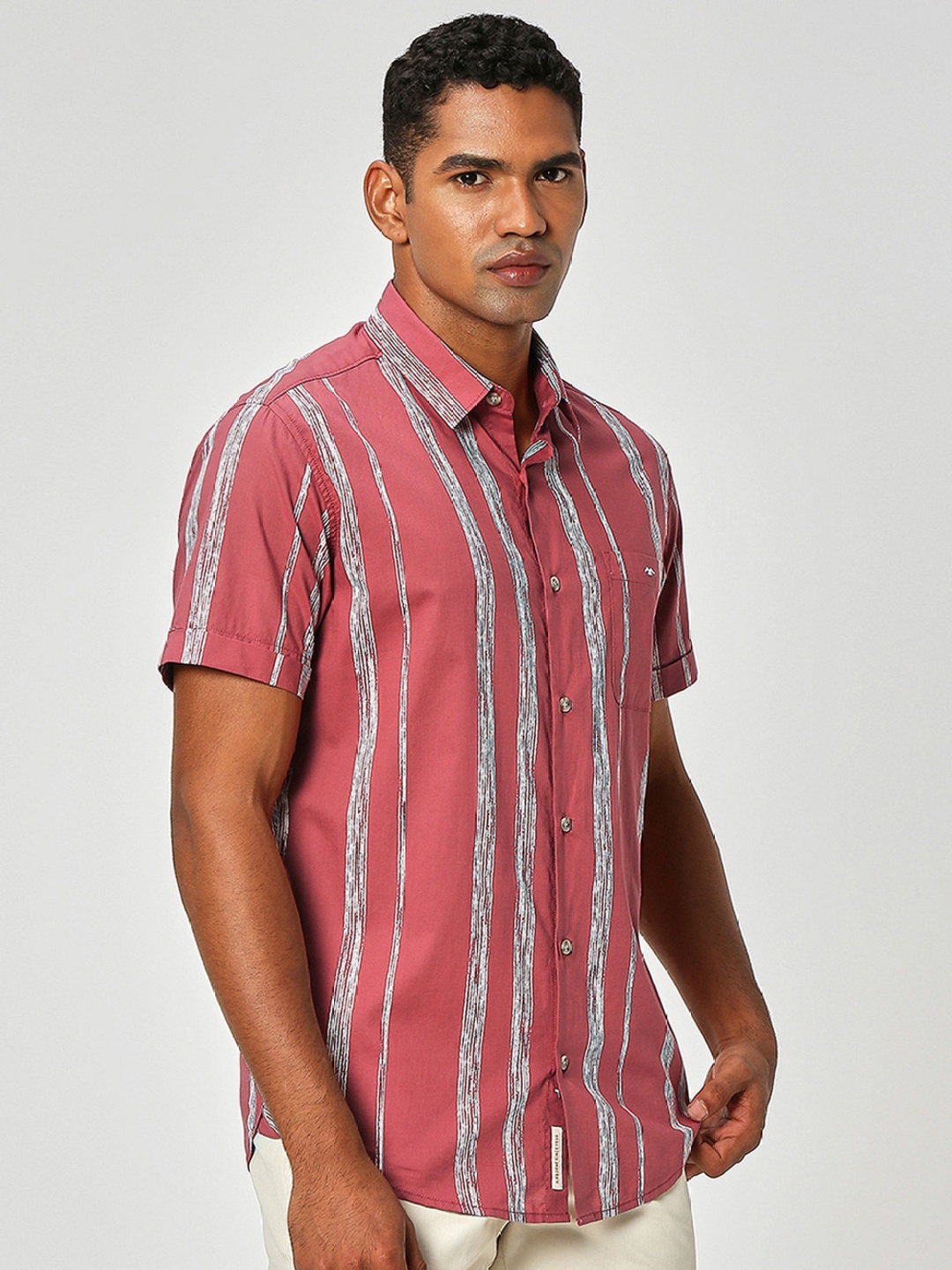 

Mufti Striped Opaque Pure Cotton Casual Shirt, Pink