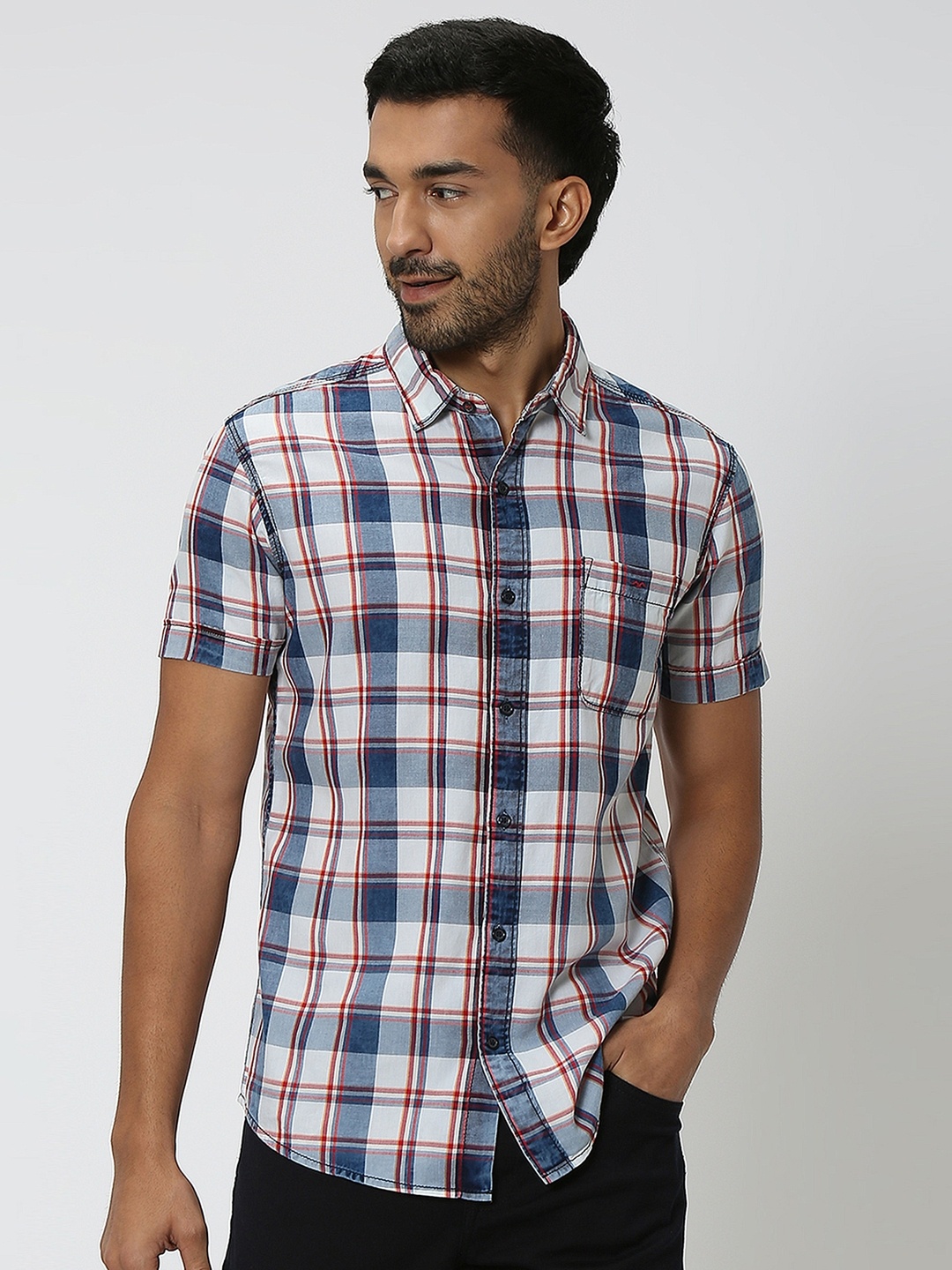 

Mufti Tartan Checks Opaque Pure Cotton Casual Shirt, Navy blue