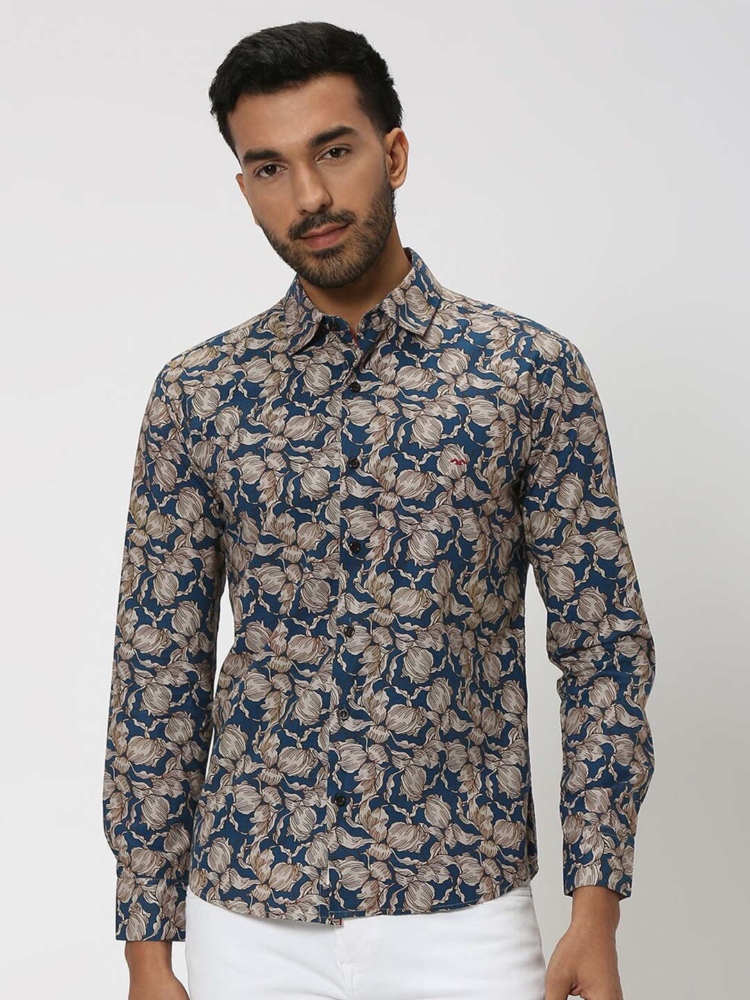 

Mufti Floral Printed Opaque Pure Cotton Casual Shirt, Beige