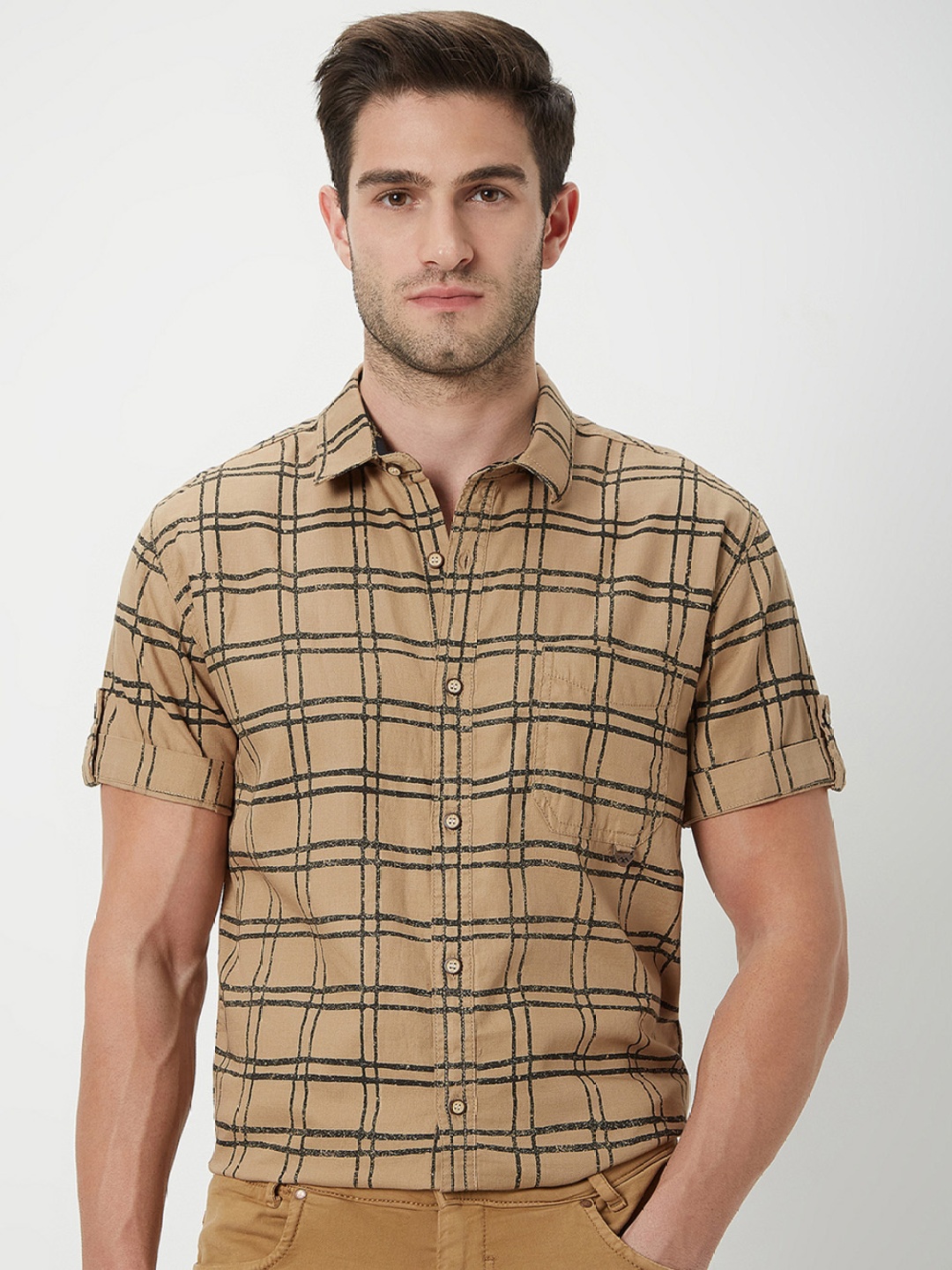 

Mufti Checked Slim Fit Pure Cotton Casual Shirt, Khaki