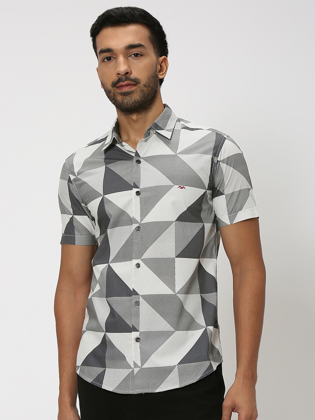 

Mufti Geometric Printed Slim Fit Pure Cotton Casual Shirt, Grey