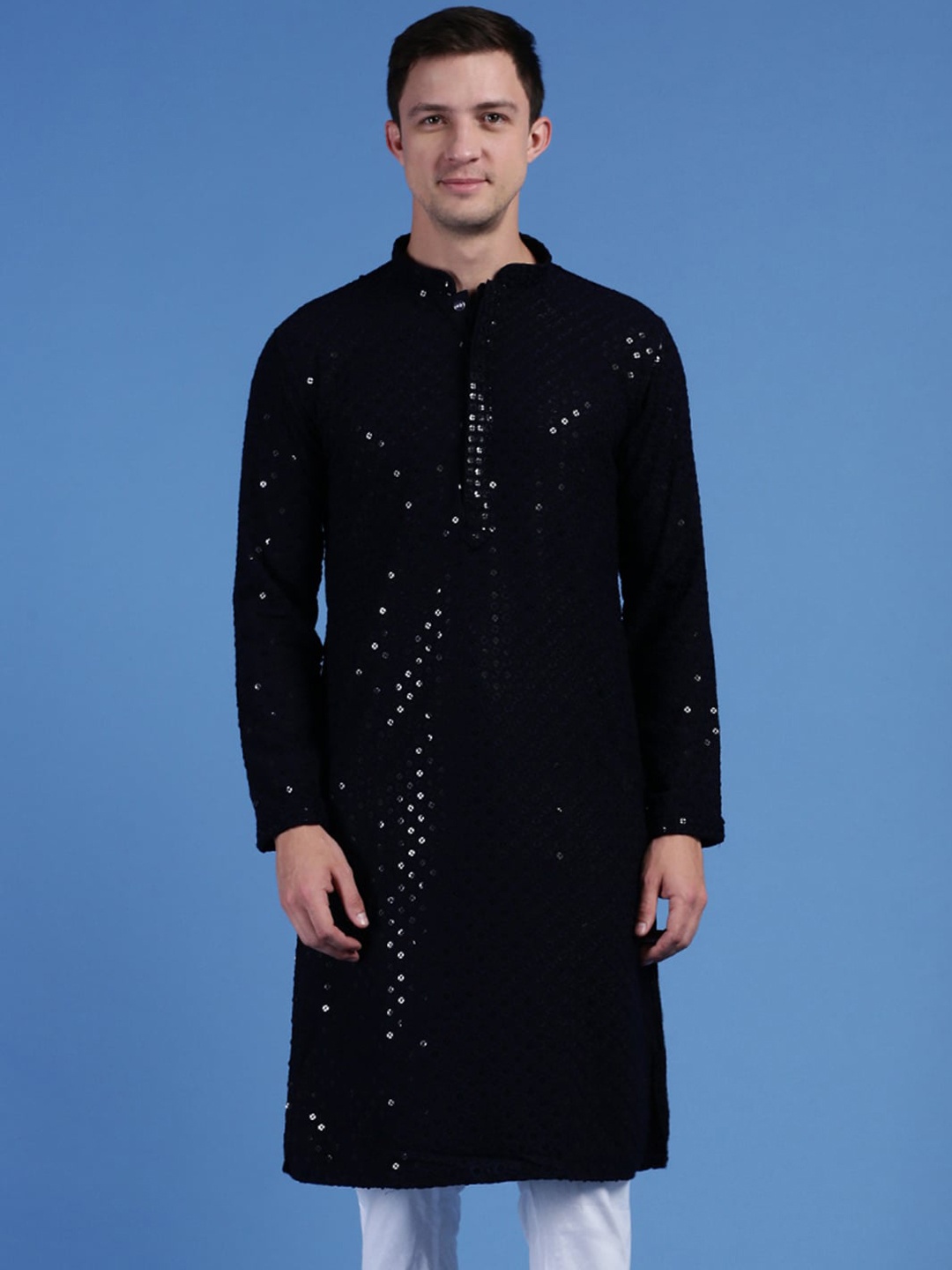 

Sanwara Geometric Embellished Mandarin Collar Sequins Floral Kurta, Blue