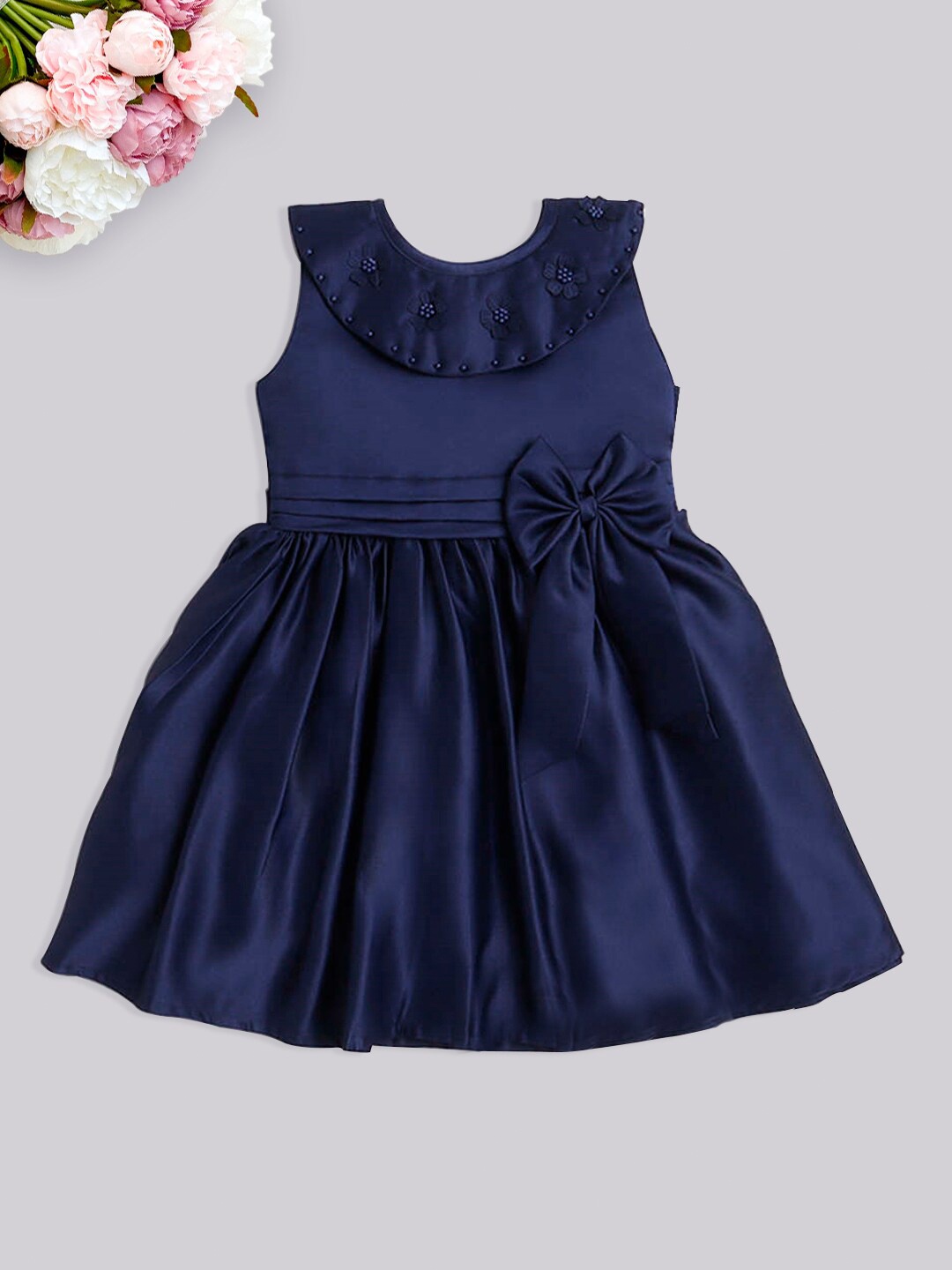 

The Magic Wand Girls Bow Detailed Round Neck Sleeveless Fit & Flare Dress, Navy blue