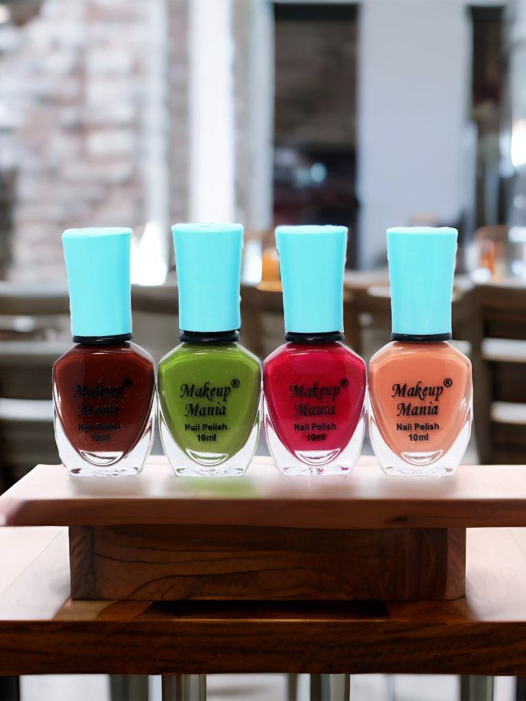 

Makeup Mania Set of 4 Gorgeous Long-Lasting HD Shine Nail Polish 10ml each - Shade 45, Red