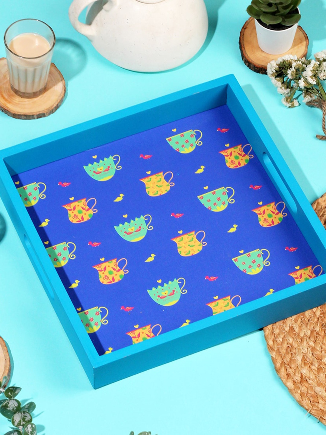 

Happening Hippo Blue Printed Wooden Serving Tray