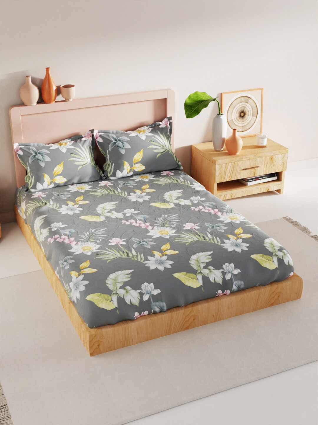 

BIANCA Geo Tokyo Charcoal & White Printed 200 TC Microfiber King Bedsheet Set