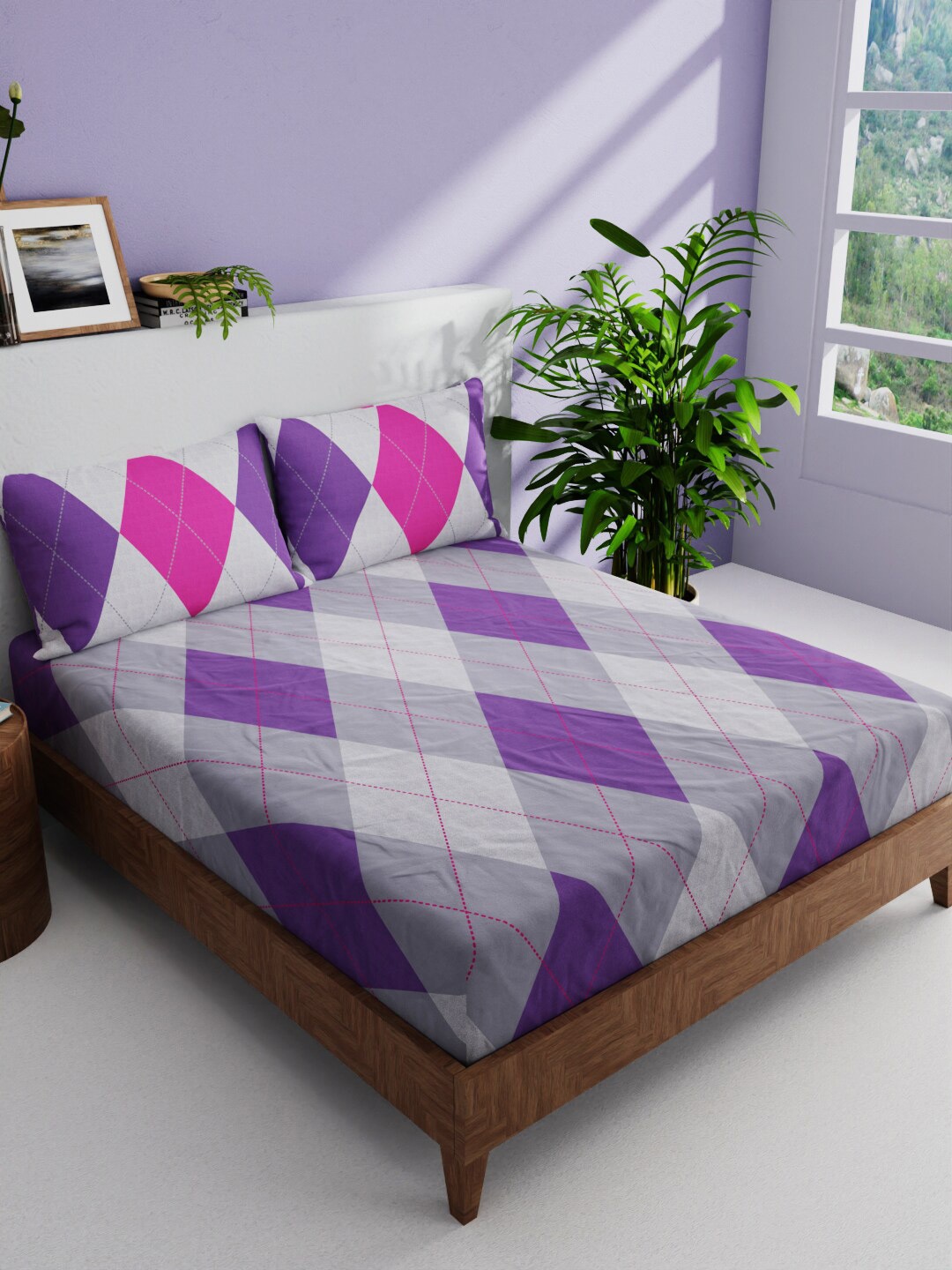 

BIANCA Essenza Purple & Pink Geometric Cotton 144 TC Queen Bedsheet With 2 Pillow Covers